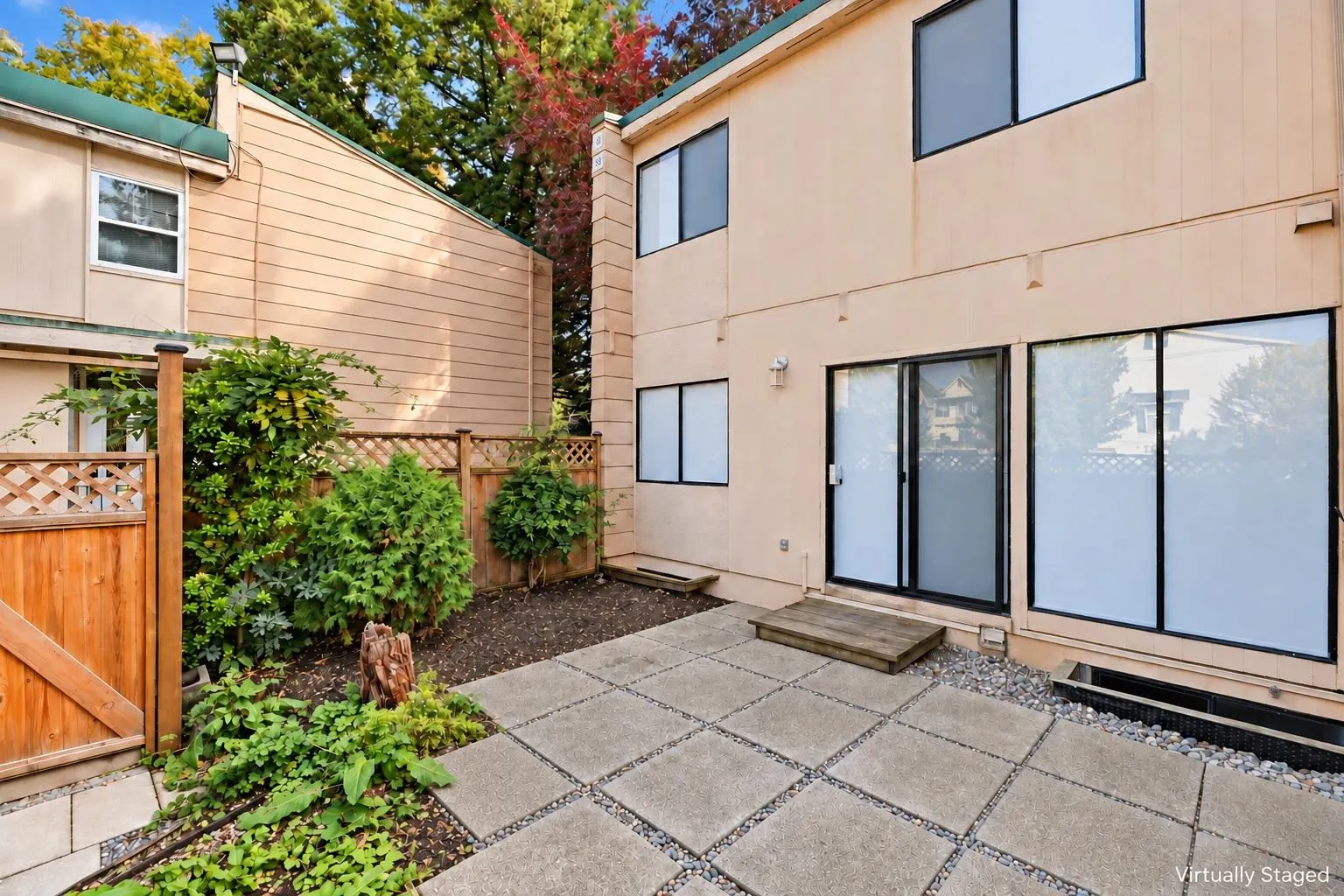 10565 153 Street #36