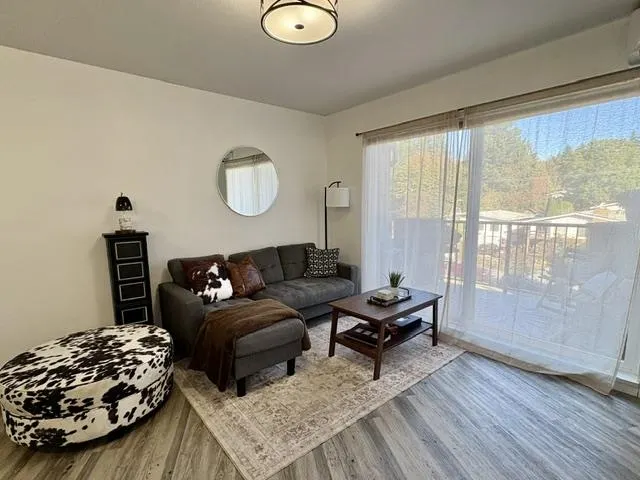2565 Campbell Avenue #424