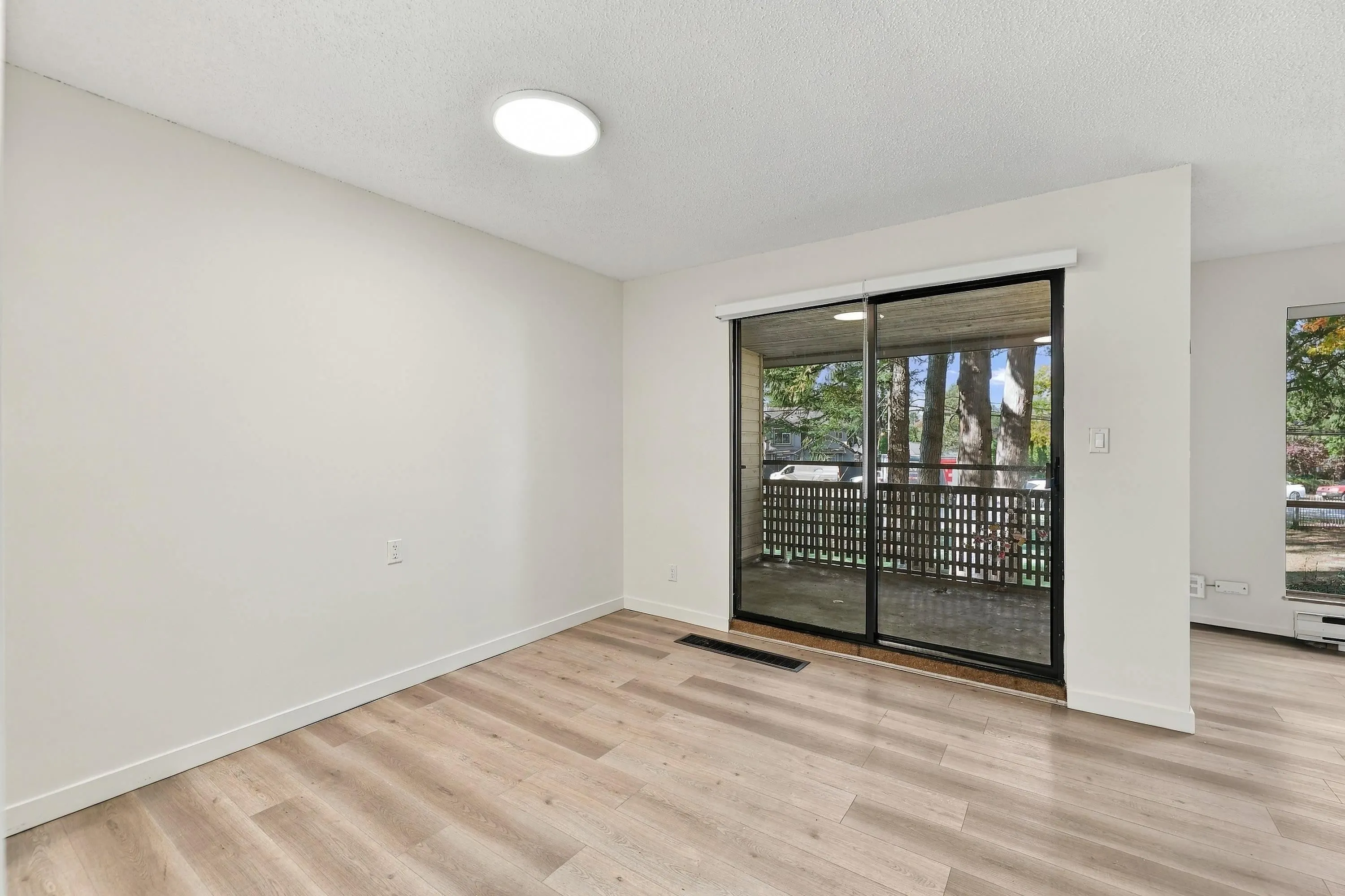 14803 Holly Park Lane