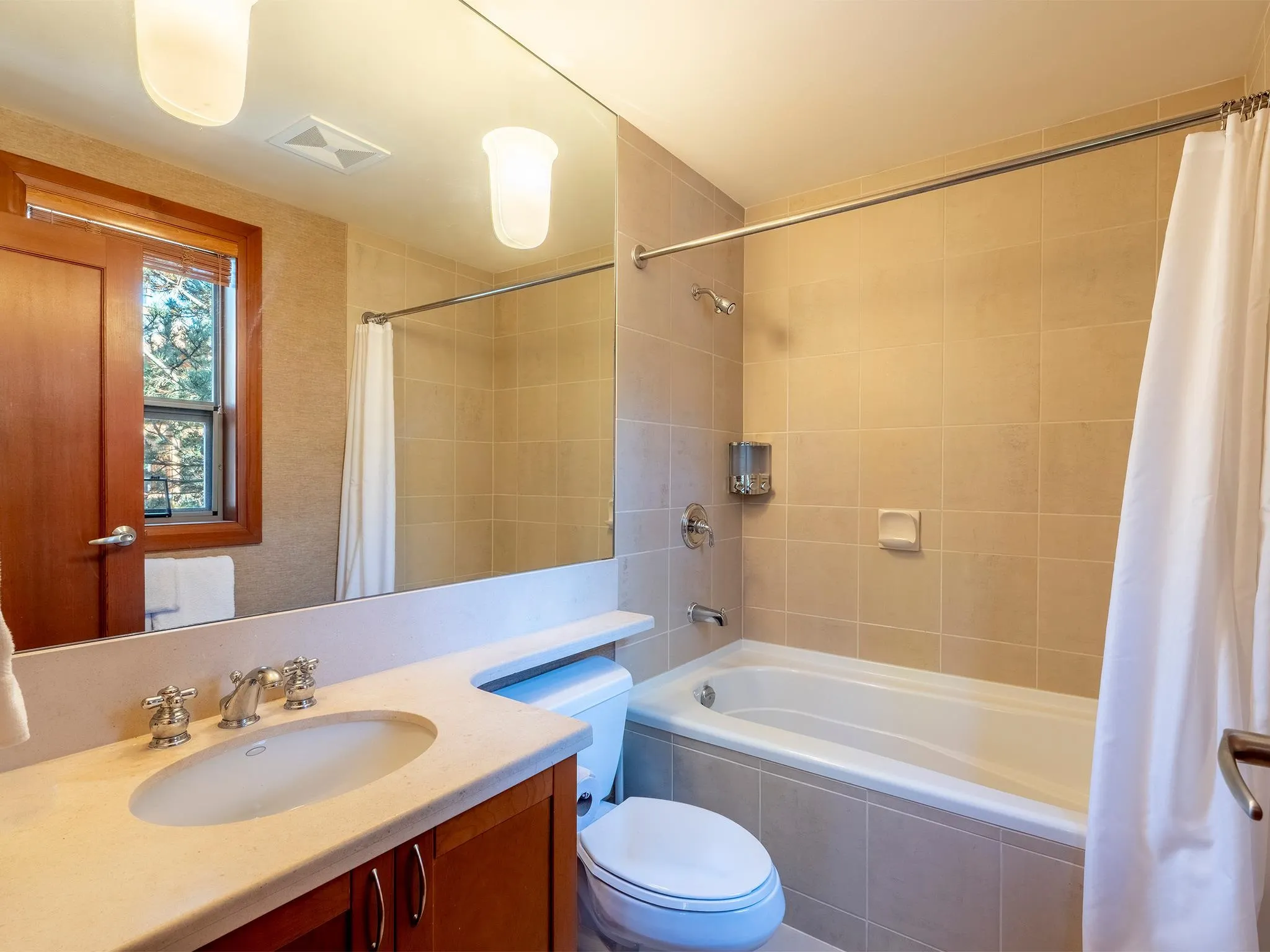 4855 Casabella Crescent