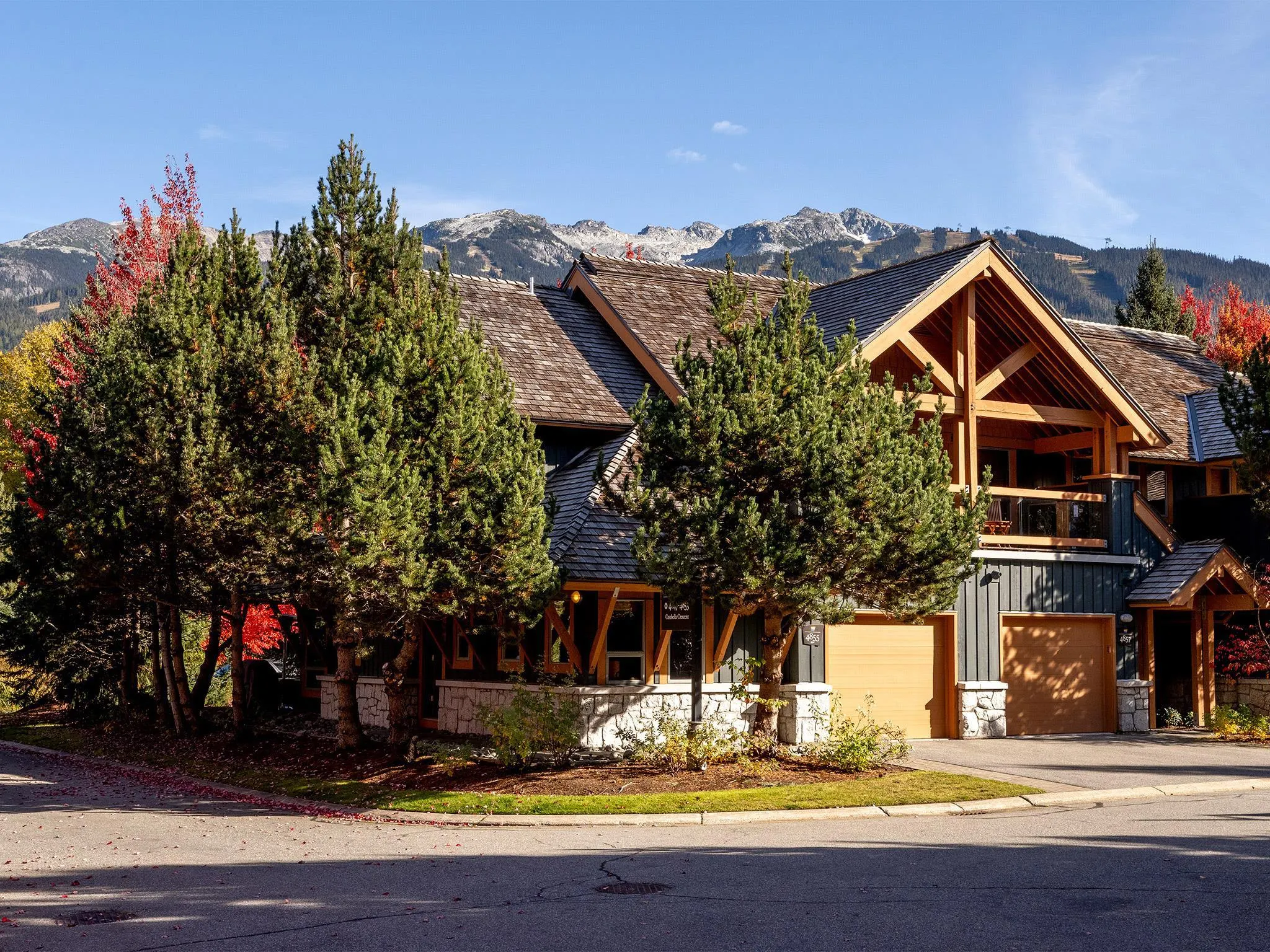 4855 Casabella Crescent