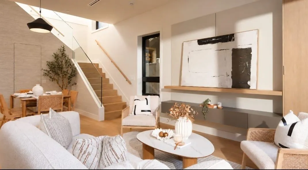 882 E 13 Avenue #1