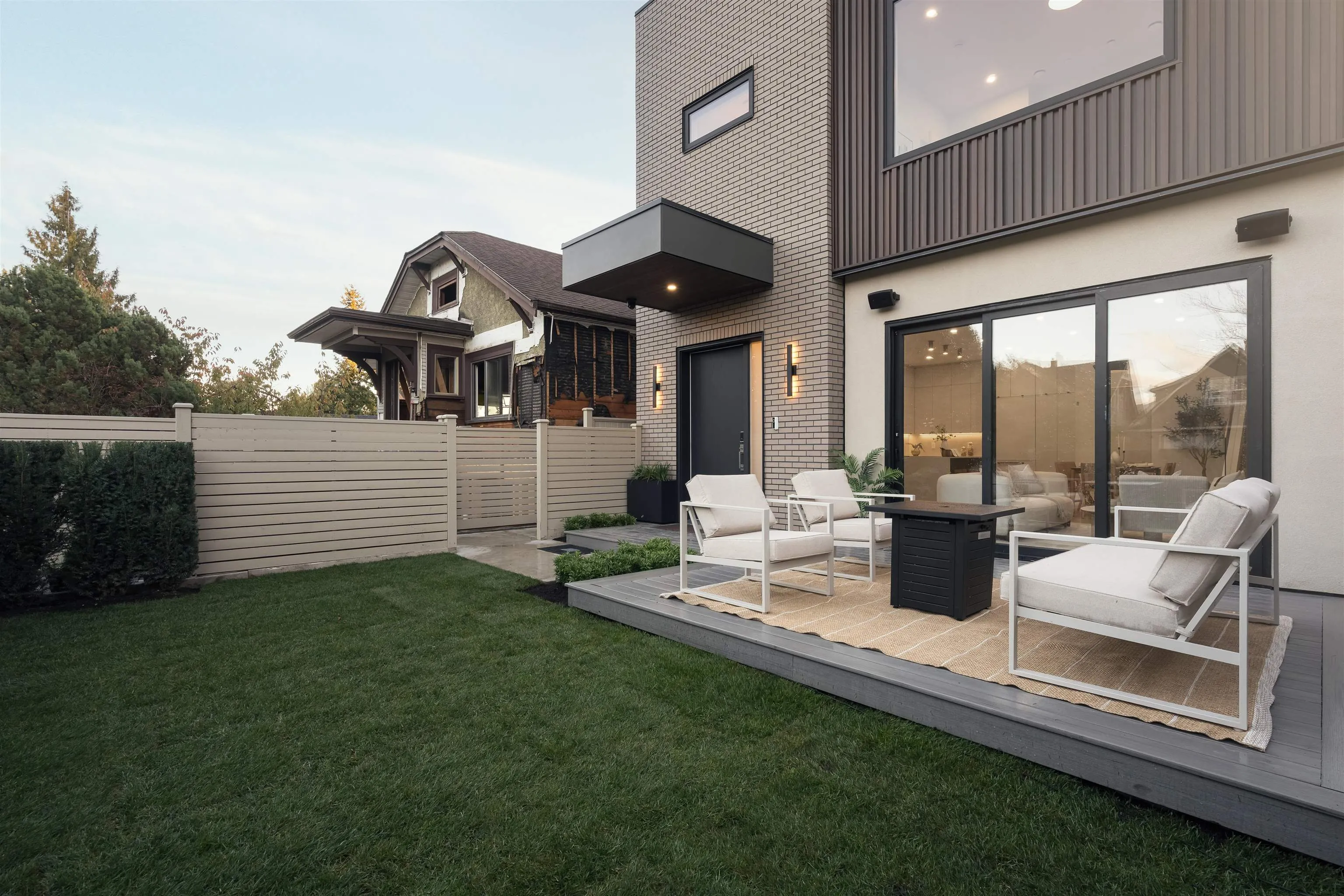 882 E 13 Avenue #1