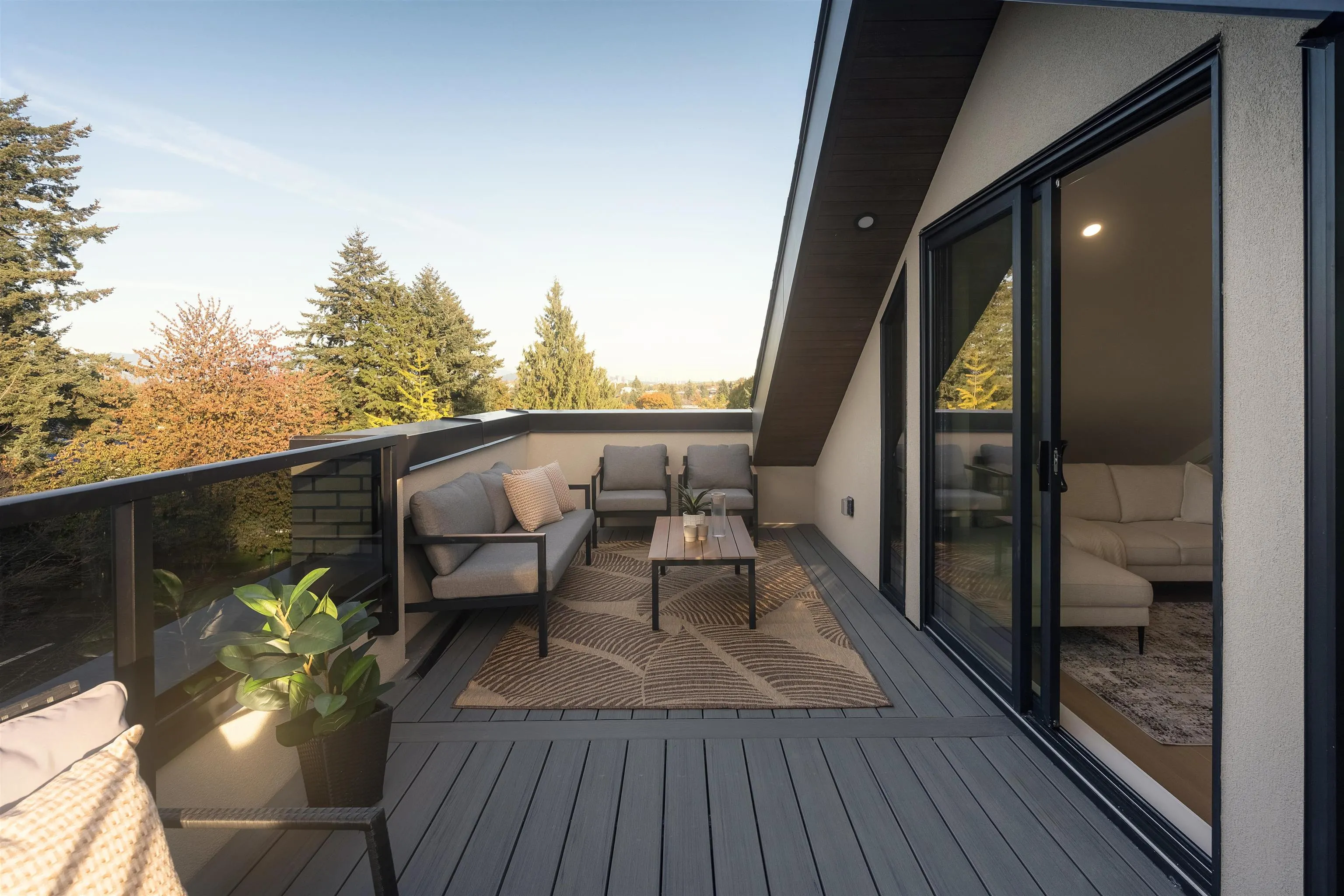 882 E 13 Avenue #1
