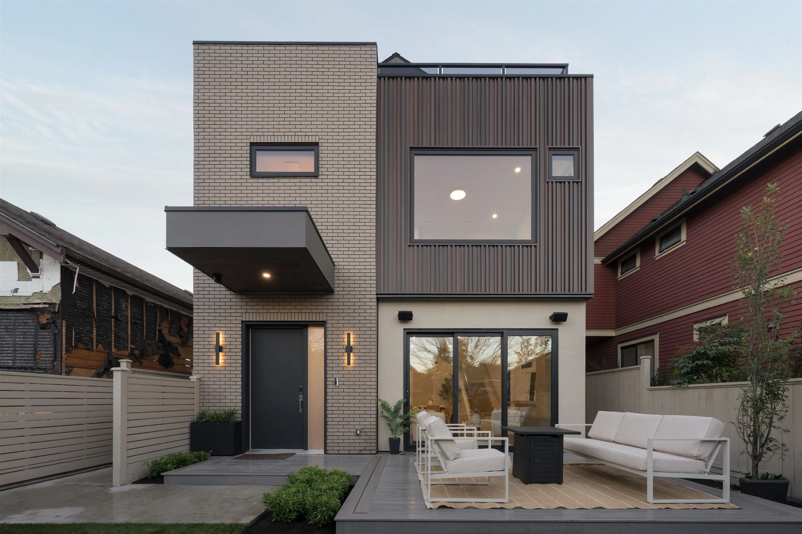 882 E 13 Avenue #1