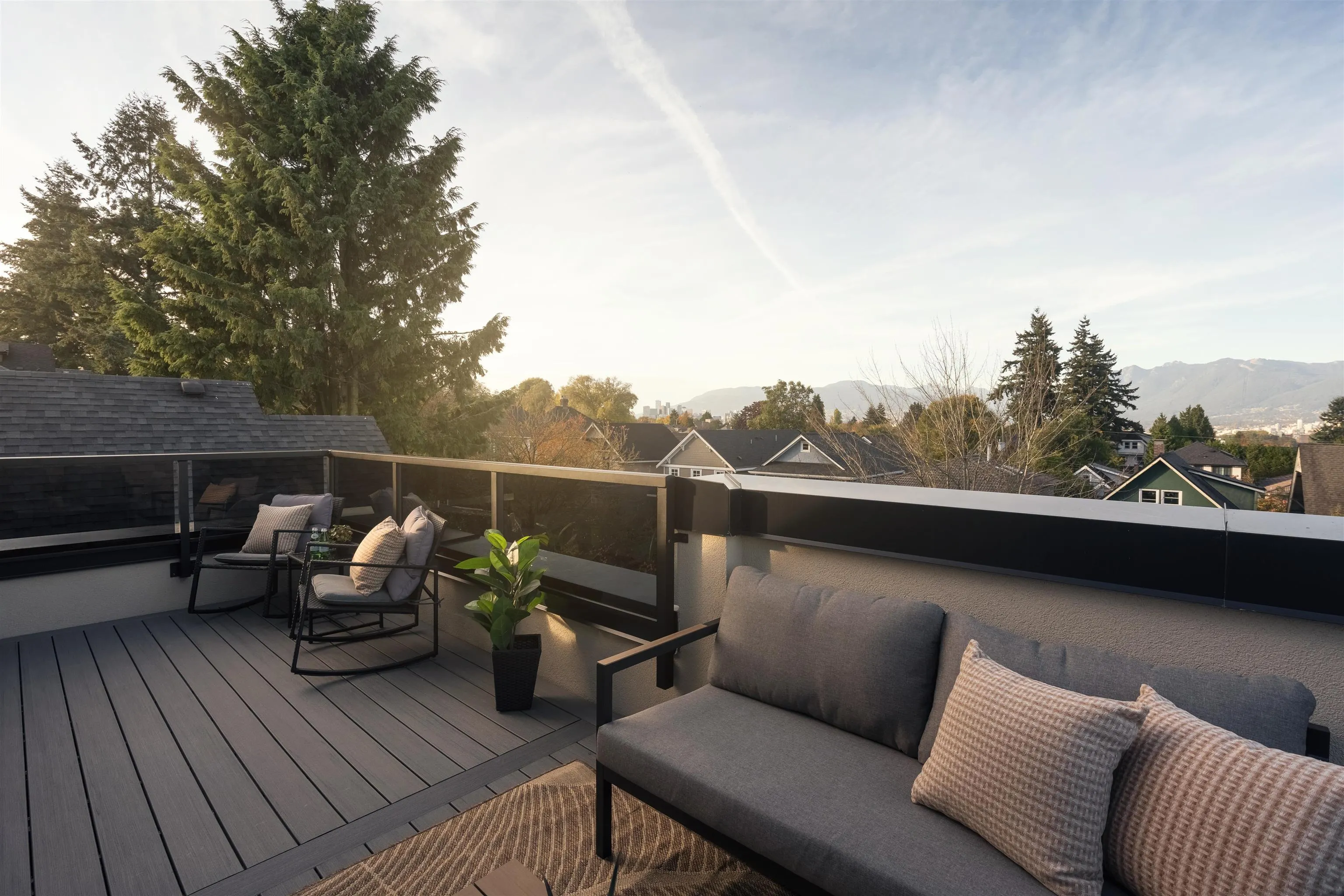 882 E 13 Avenue #1