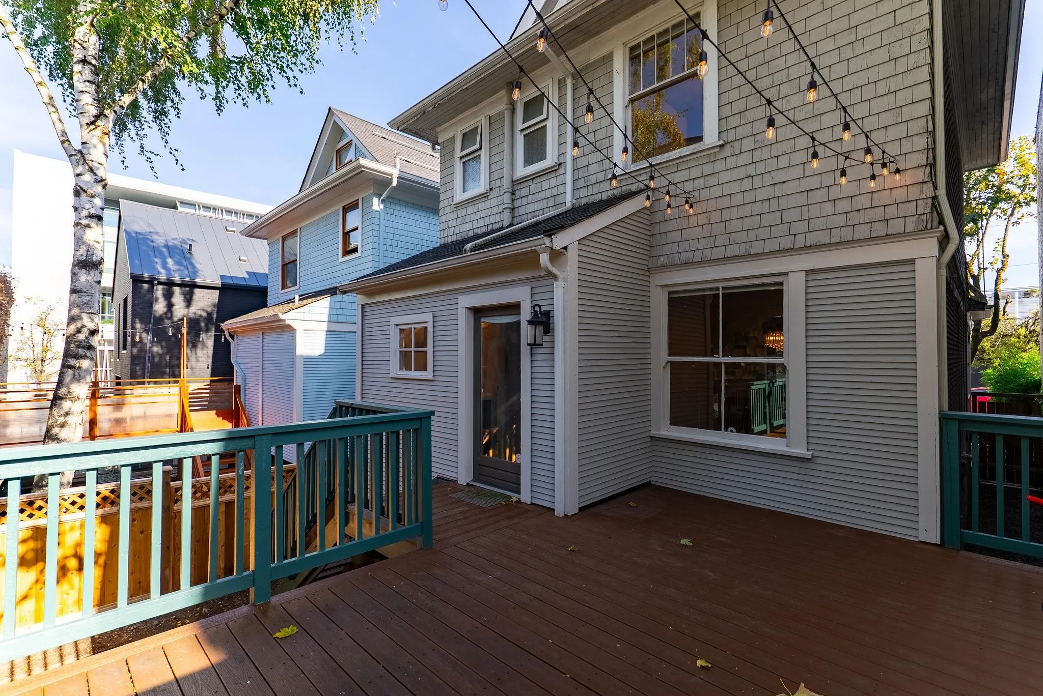 2115 Columbia Street