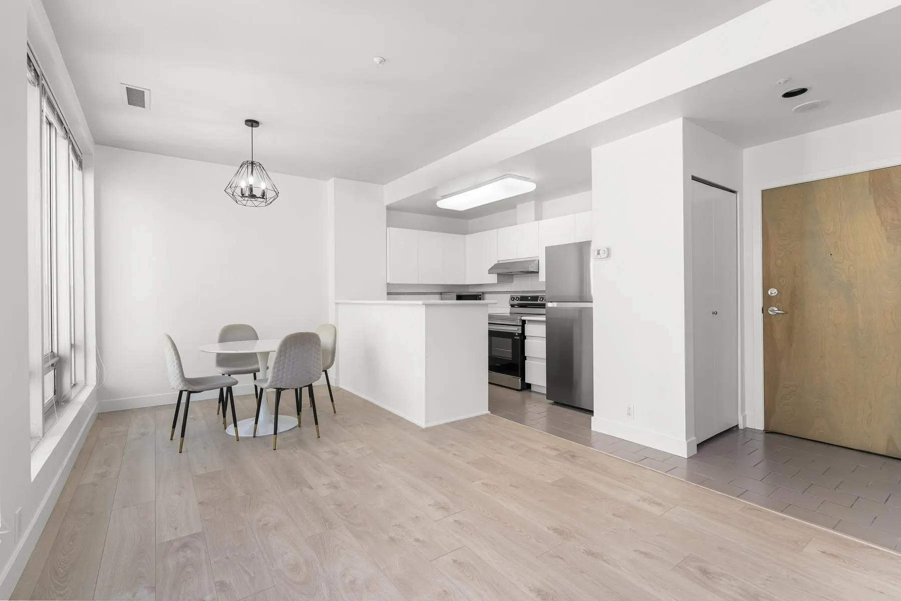 989 Nelson Street #1012