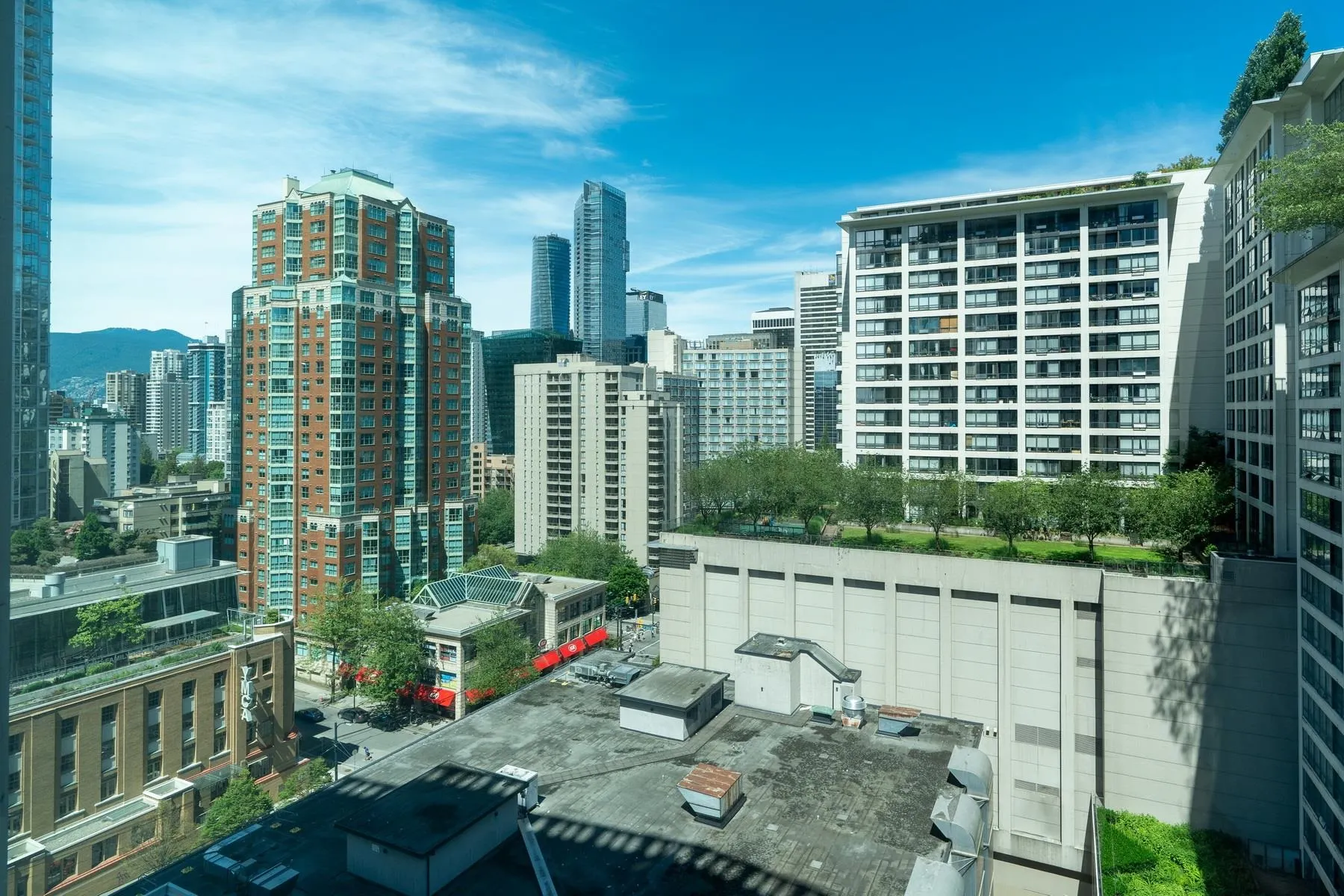989 Nelson Street #1012