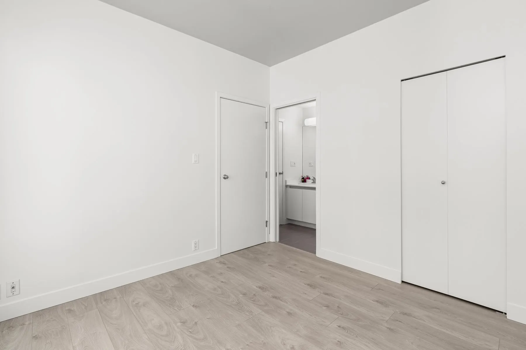 989 Nelson Street #1012