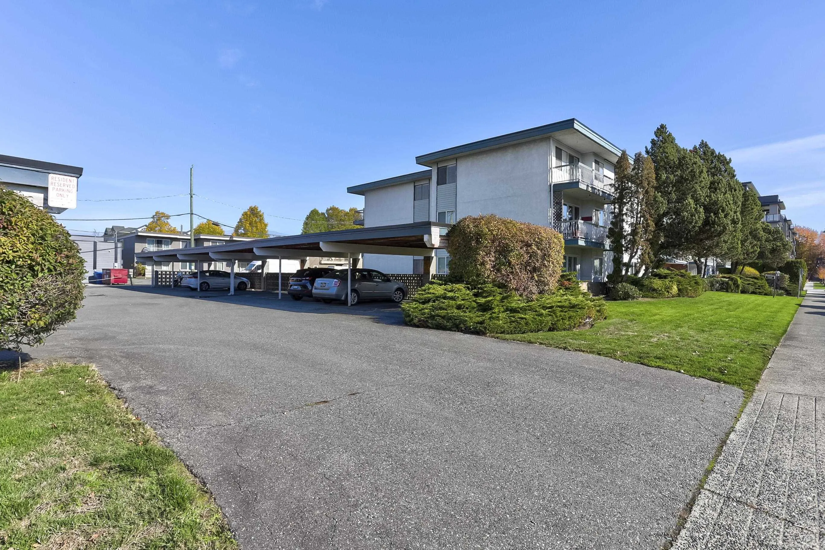 17707 57a Avenue #218