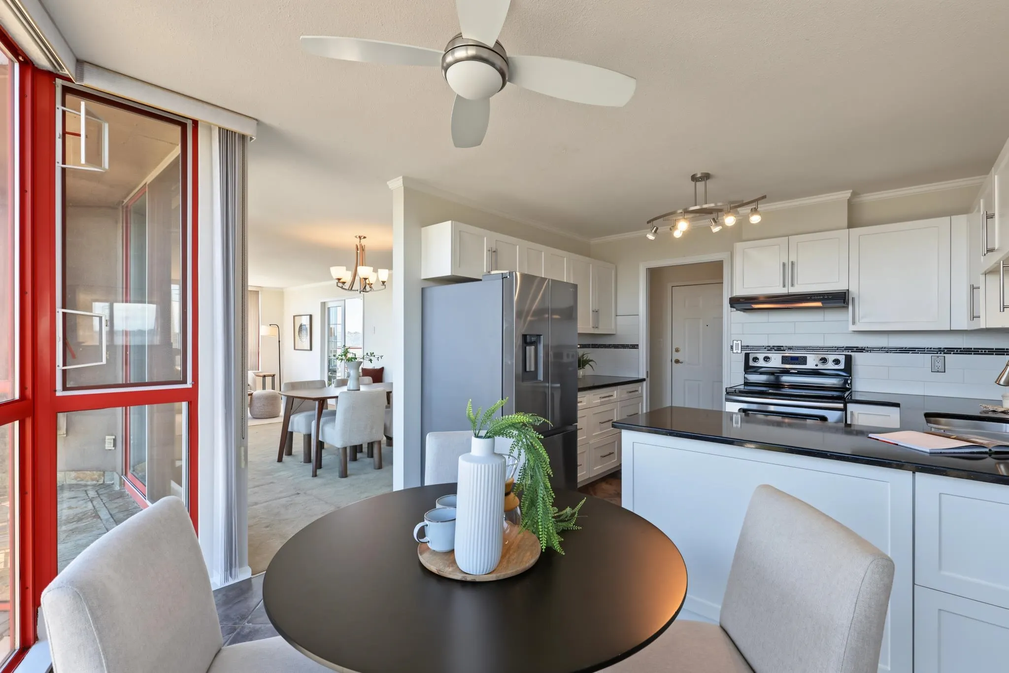 38 Leopold Place #602