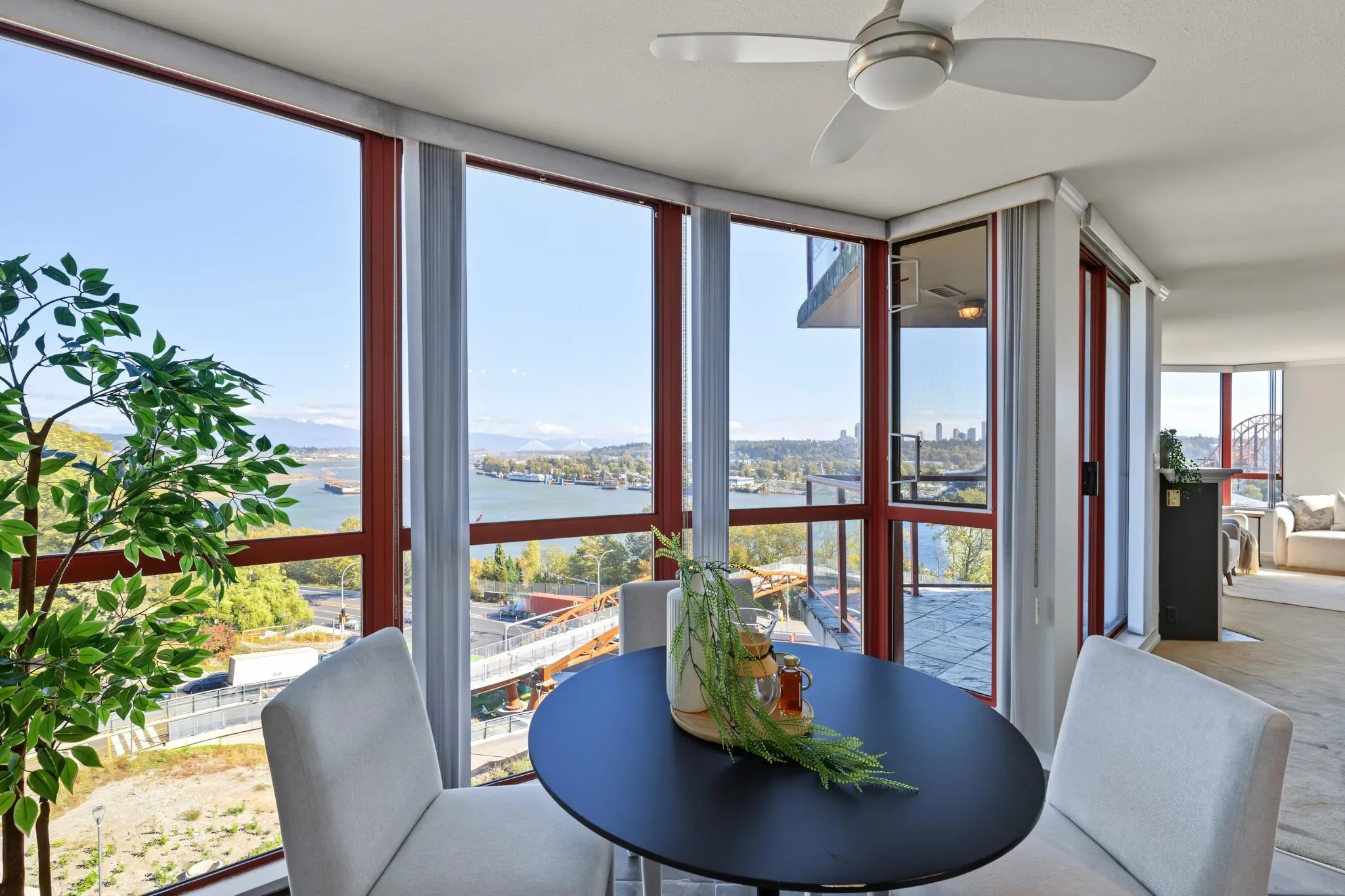 38 Leopold Place #602