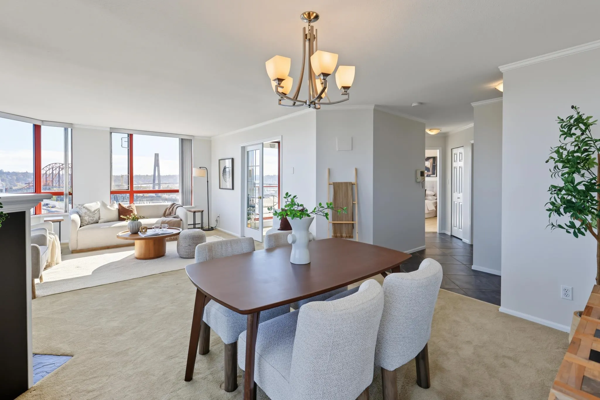 38 Leopold Place #602