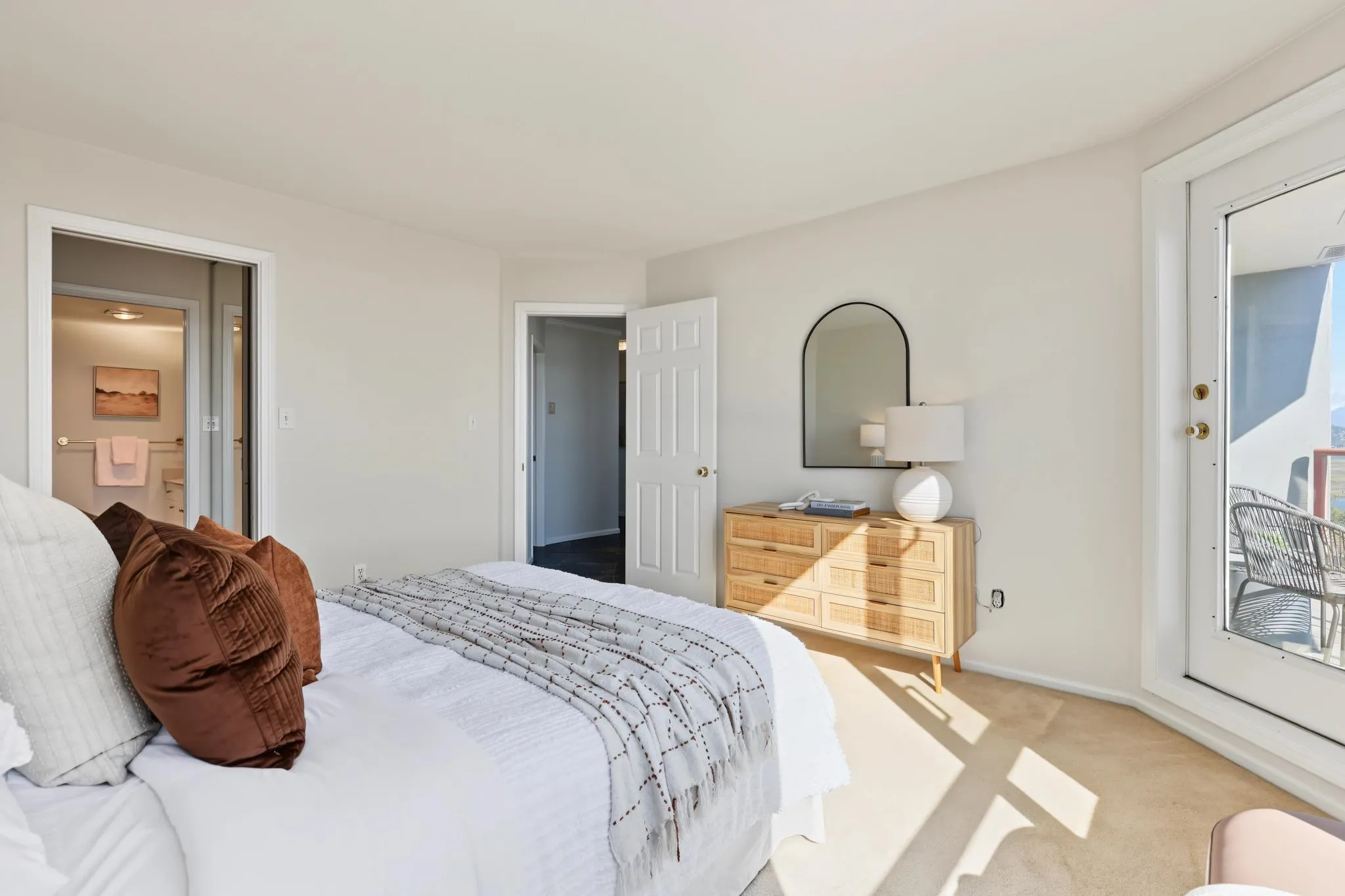 38 Leopold Place #602