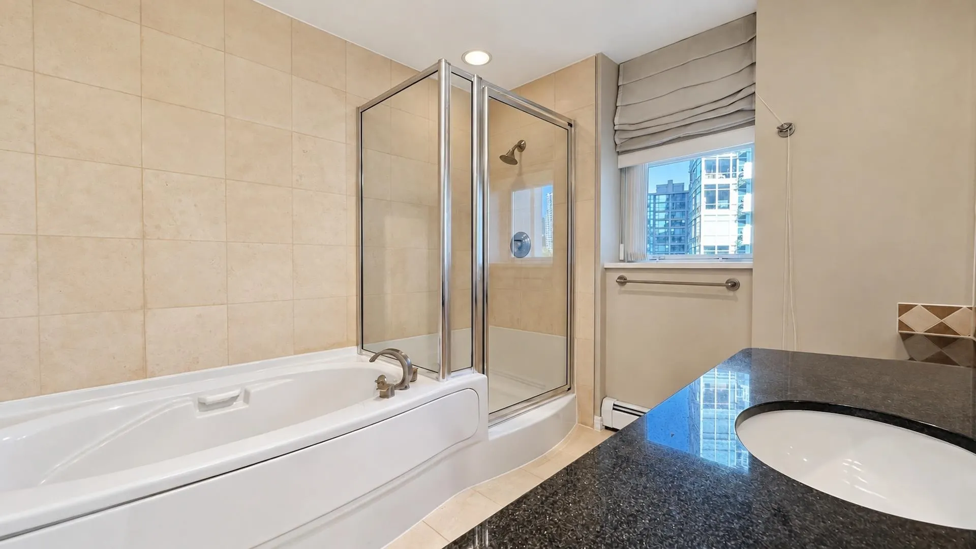 1111 Marinaside Crescent #701