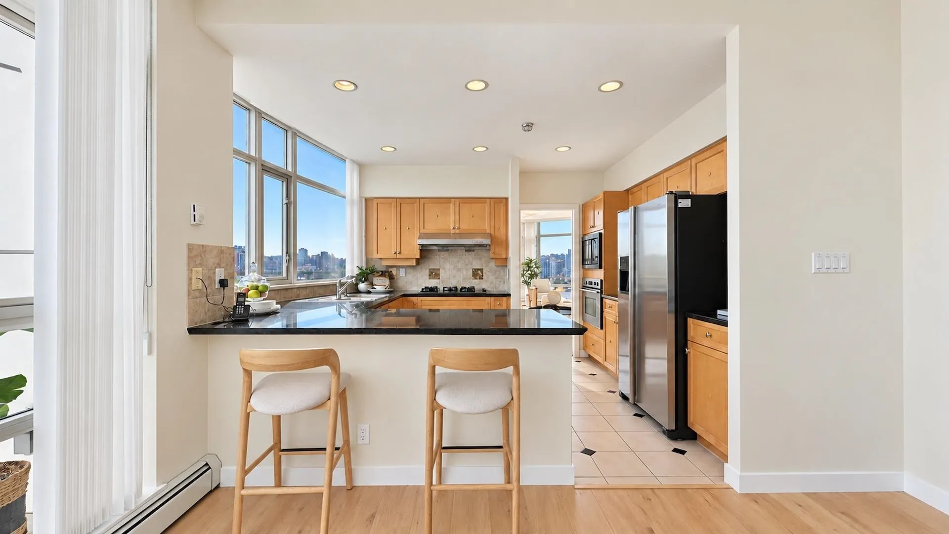 1111 Marinaside Crescent #701