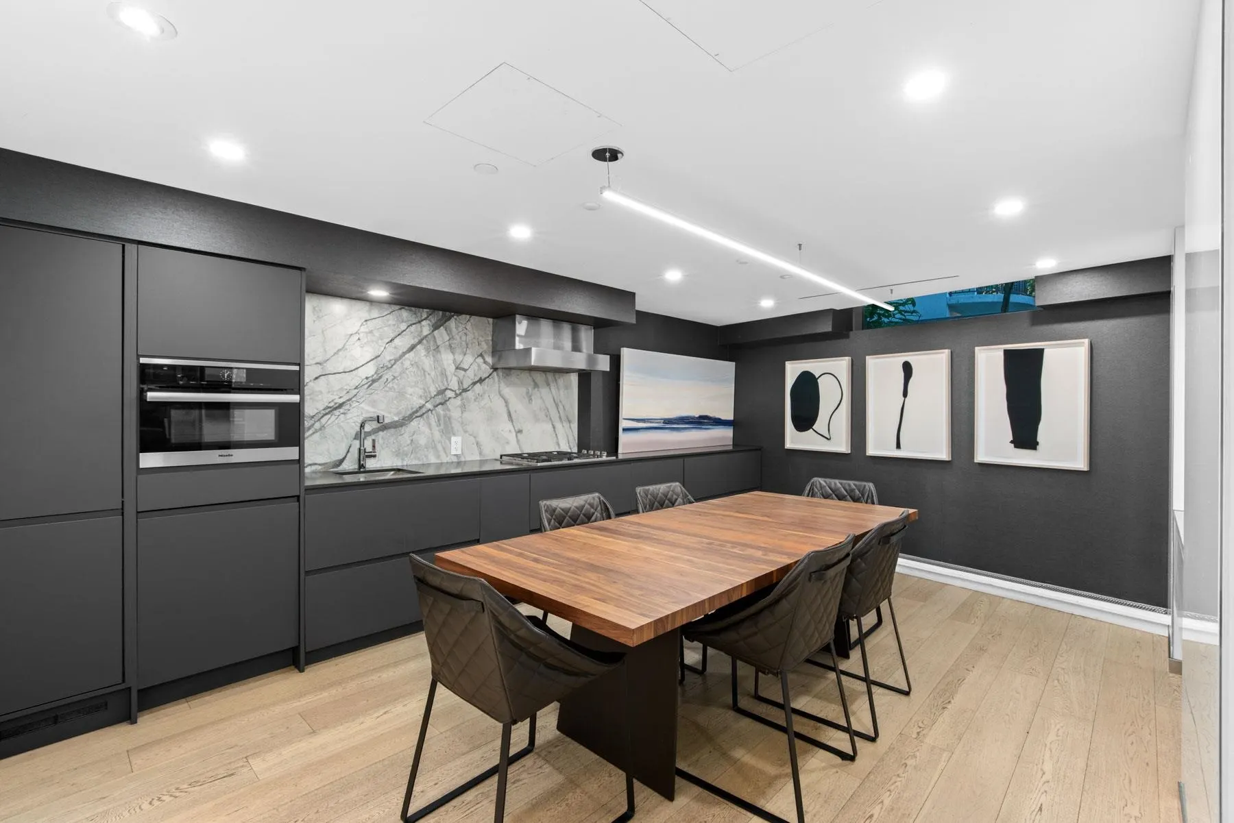 889 Pacific Street #2903