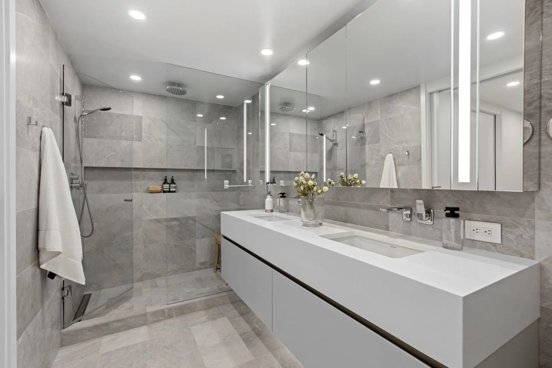 889 Pacific Street #2903