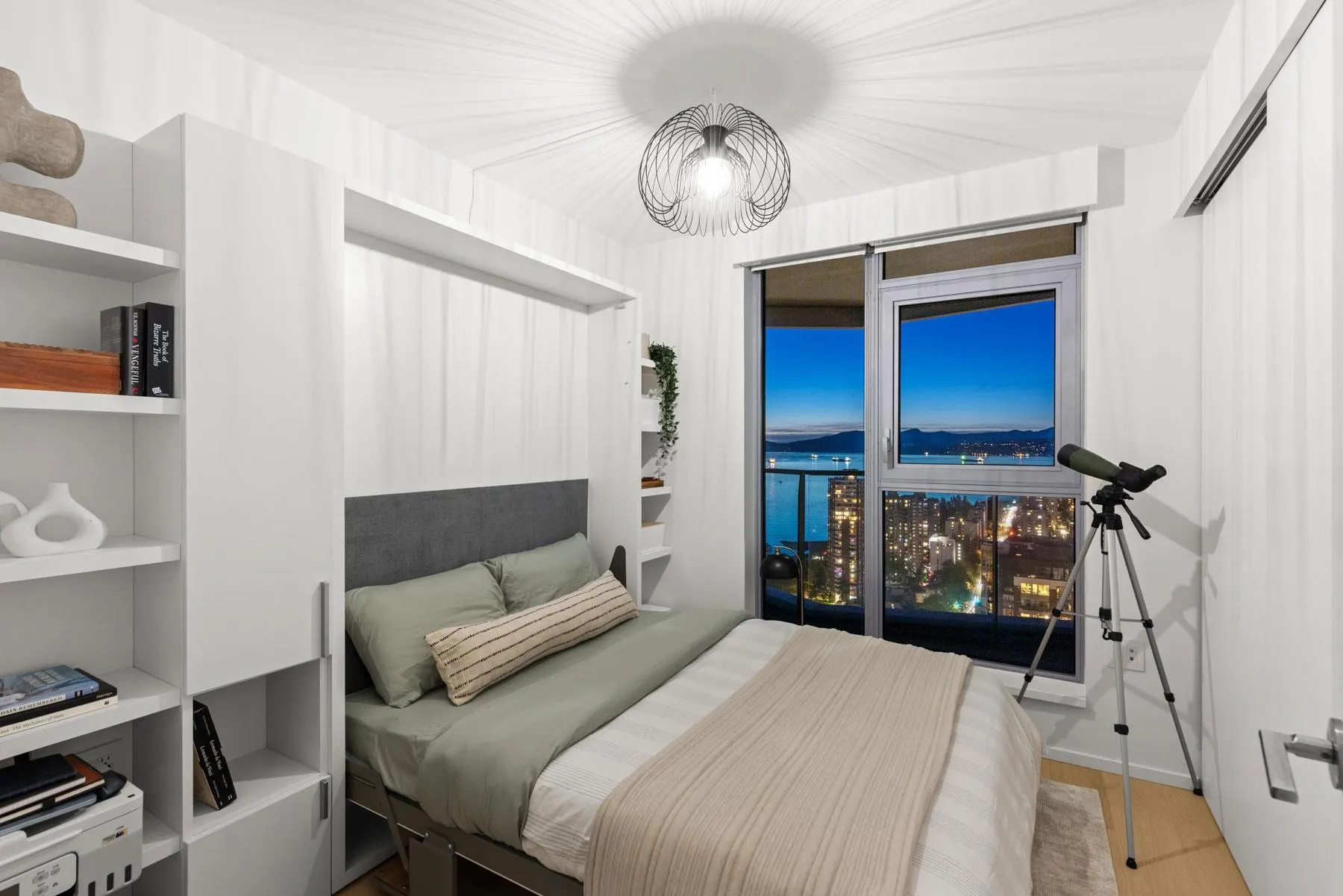 889 Pacific Street #2903