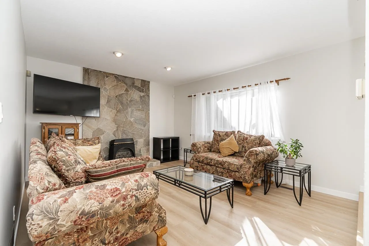 2917 Kalamalka Drive