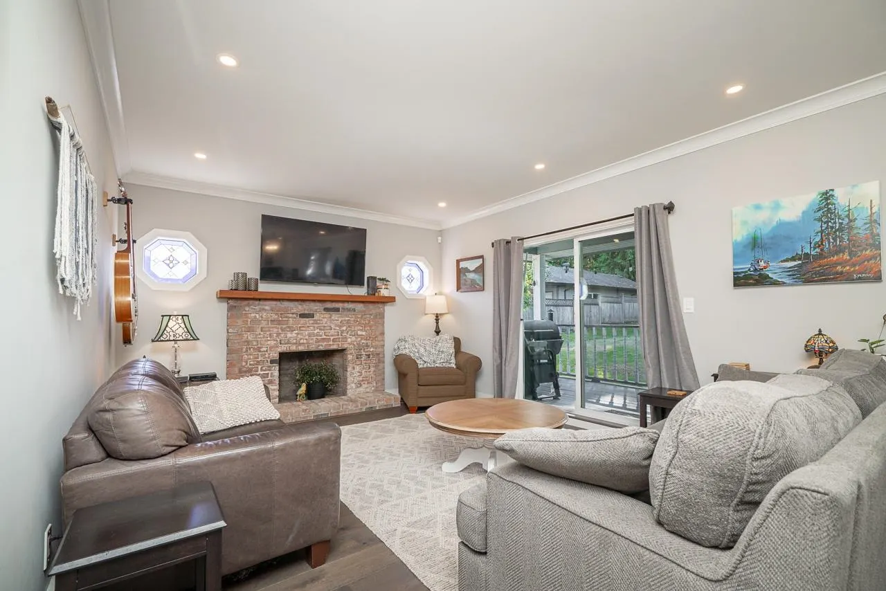 6143 Killarney Drive