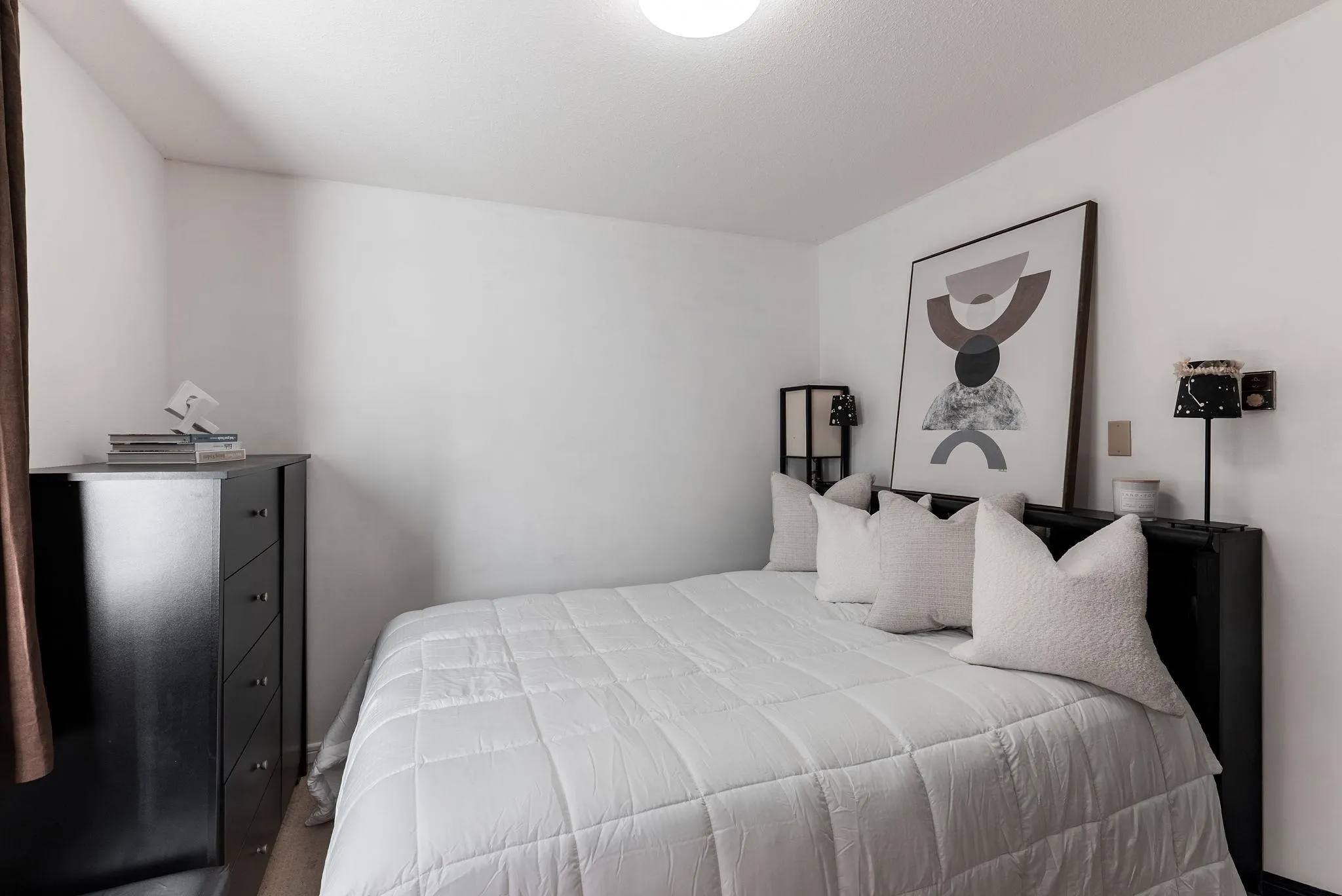 555 W 14th Avenue #104