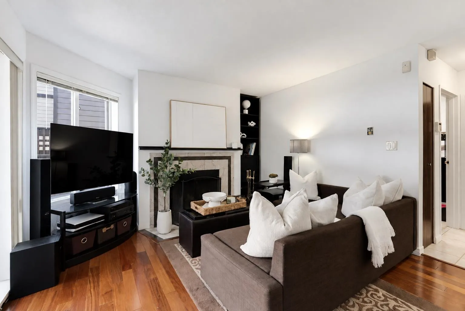 555 W 14th Avenue #104