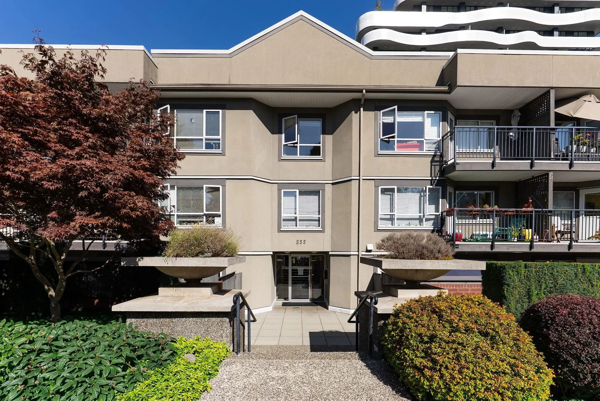 555 W 14th Avenue #104