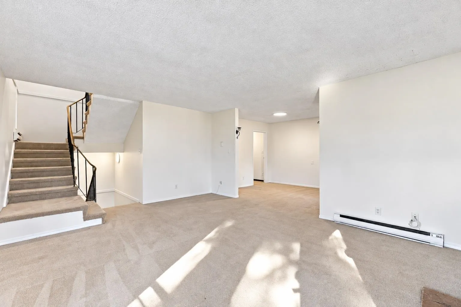10511 Holly Park Lane