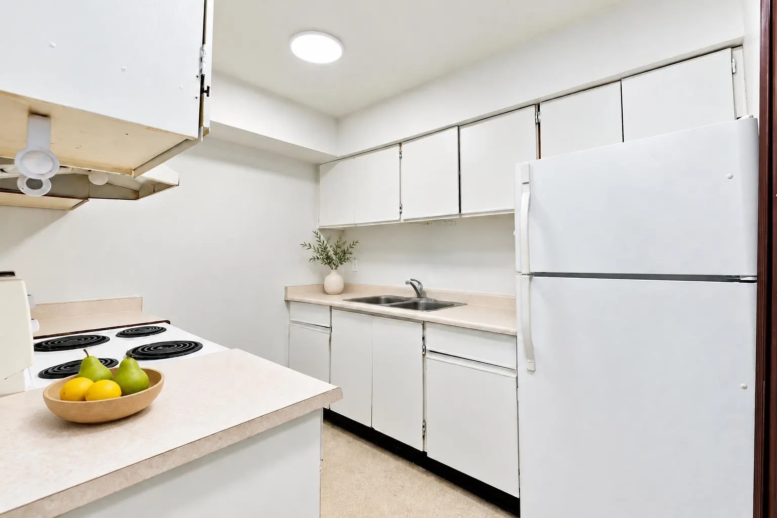 10511 Holly Park Lane