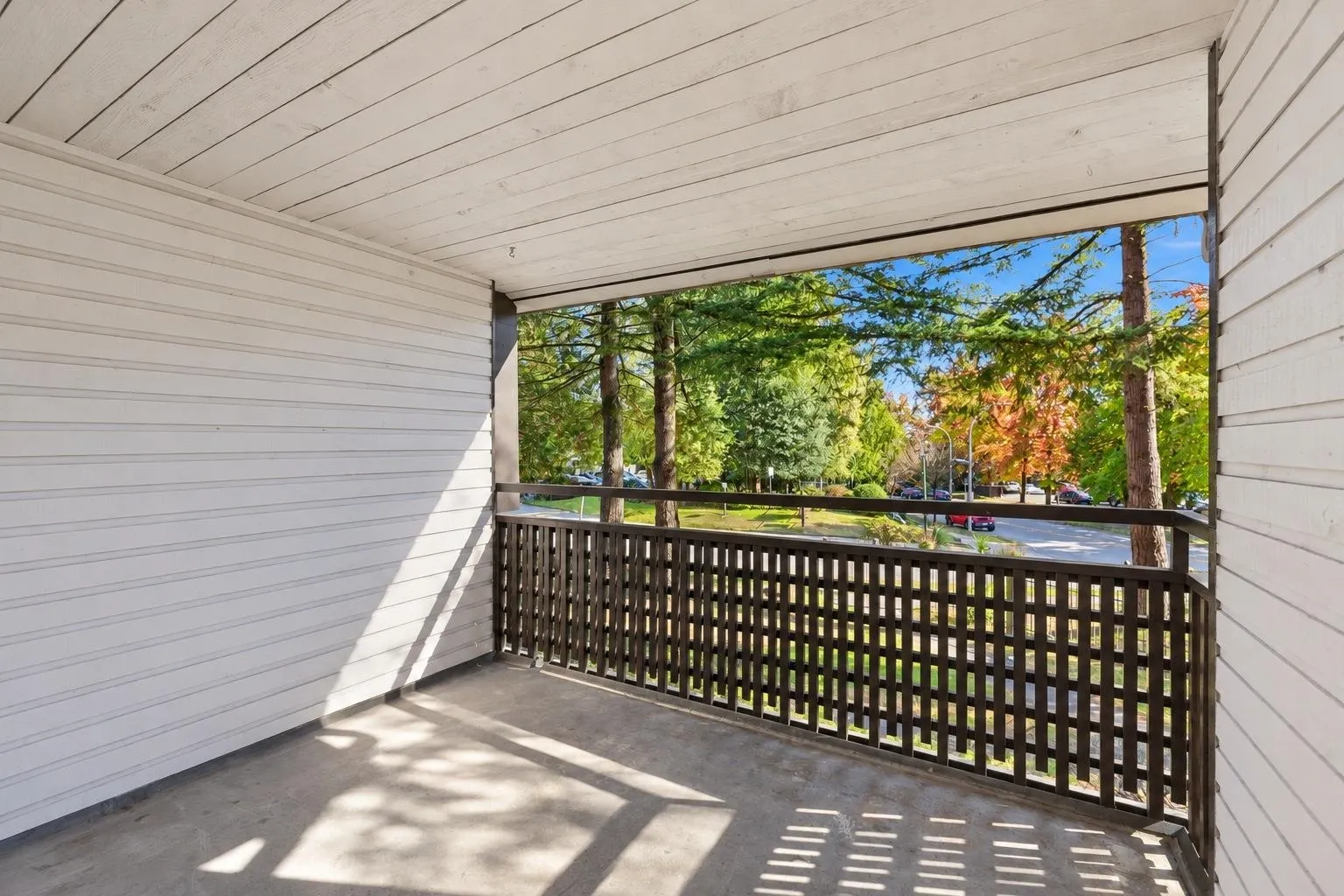 10511 Holly Park Lane