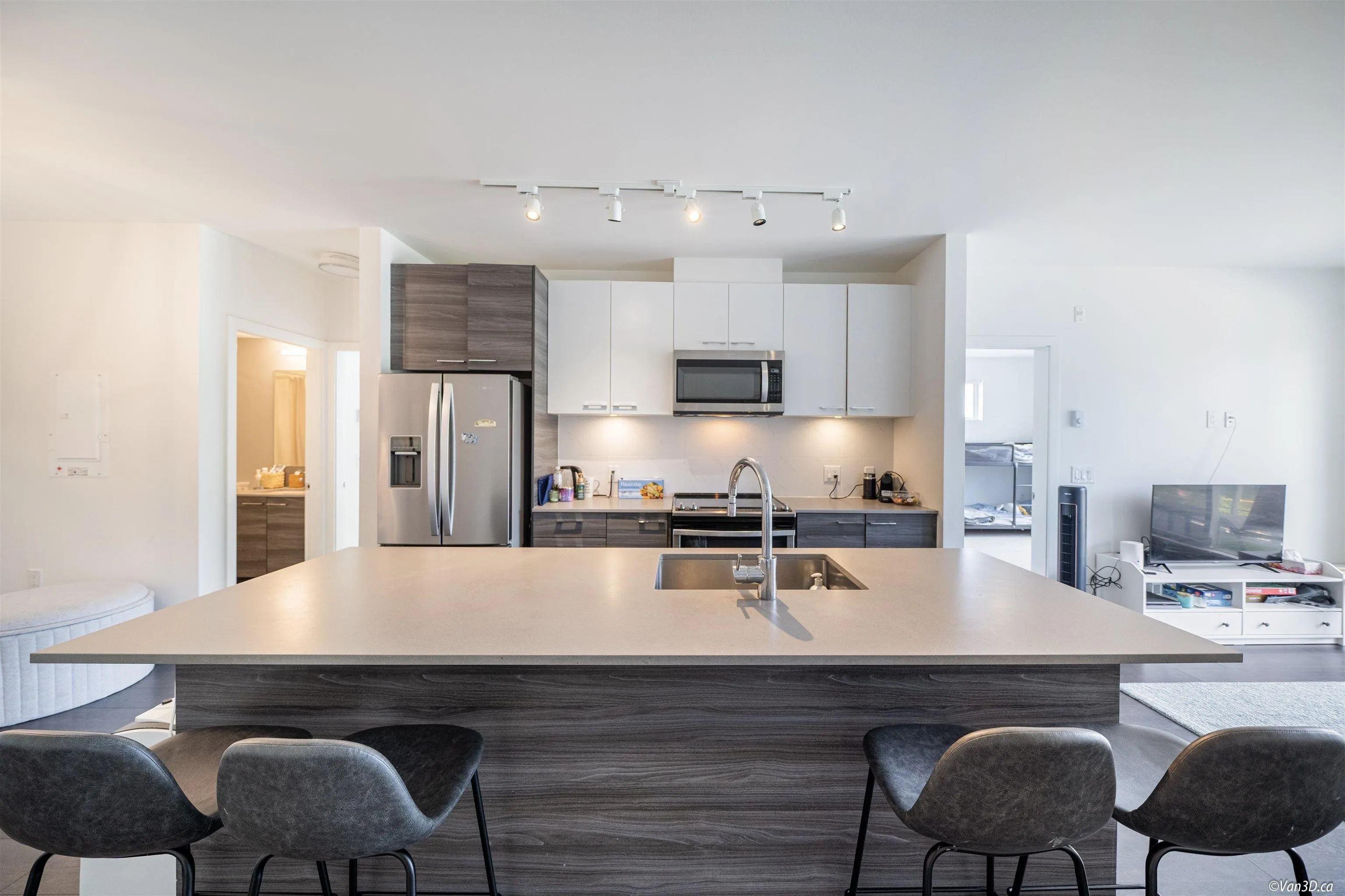 10581 140 Street #419