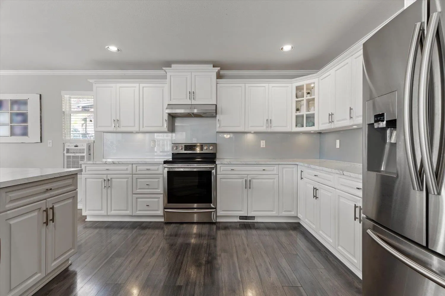 35553 Tweedsmuir Drive