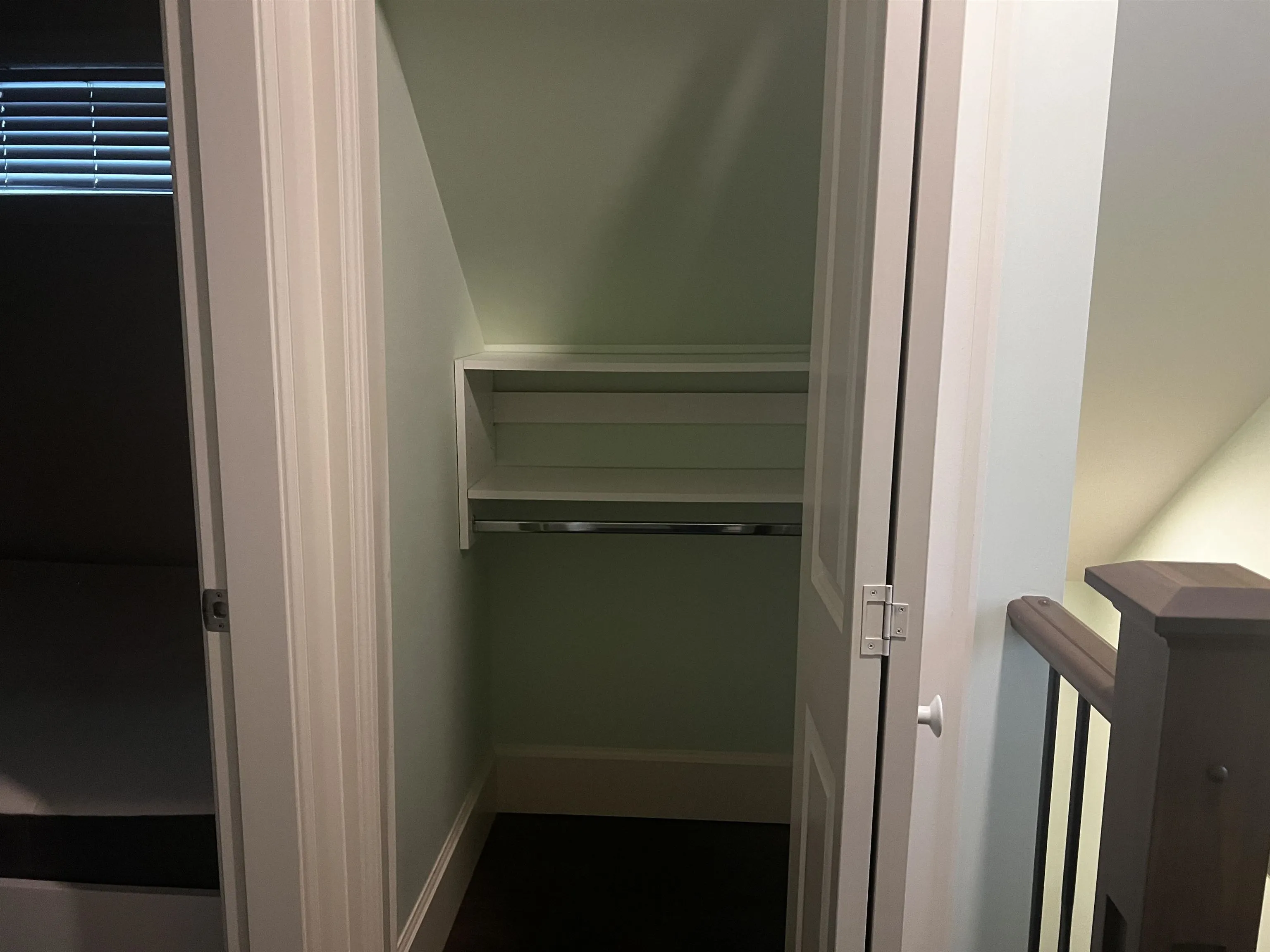 5x E 51th Avenue