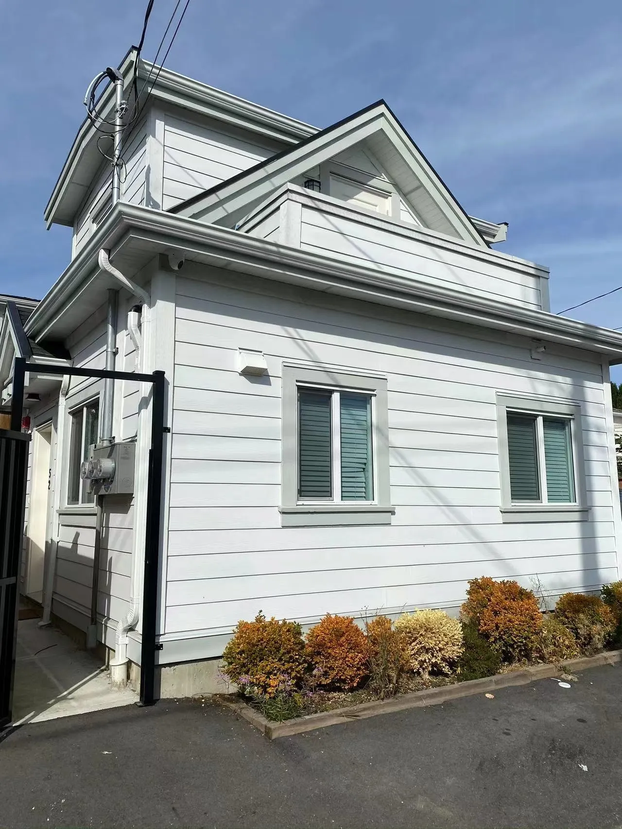5x E 51th Avenue