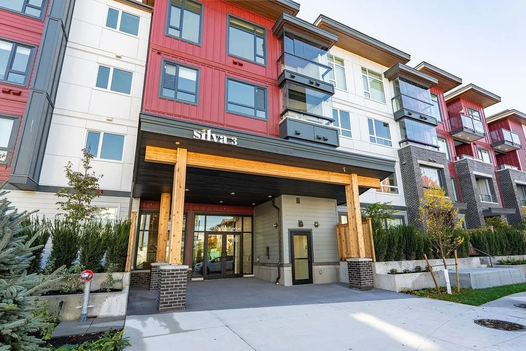 13760 75a Avenue #220