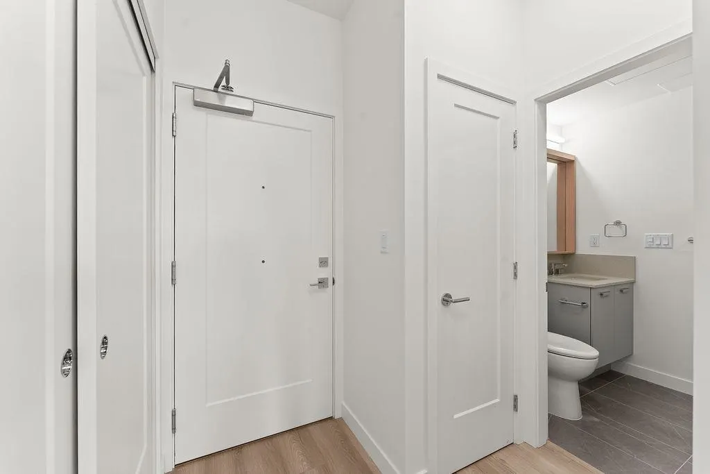 13760 75a Avenue #220