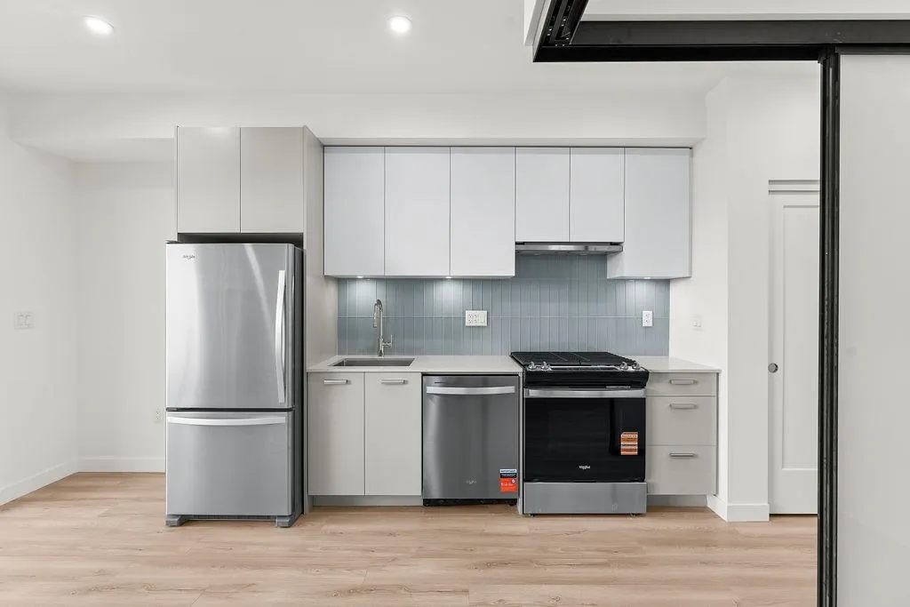 13760 75a Avenue #220