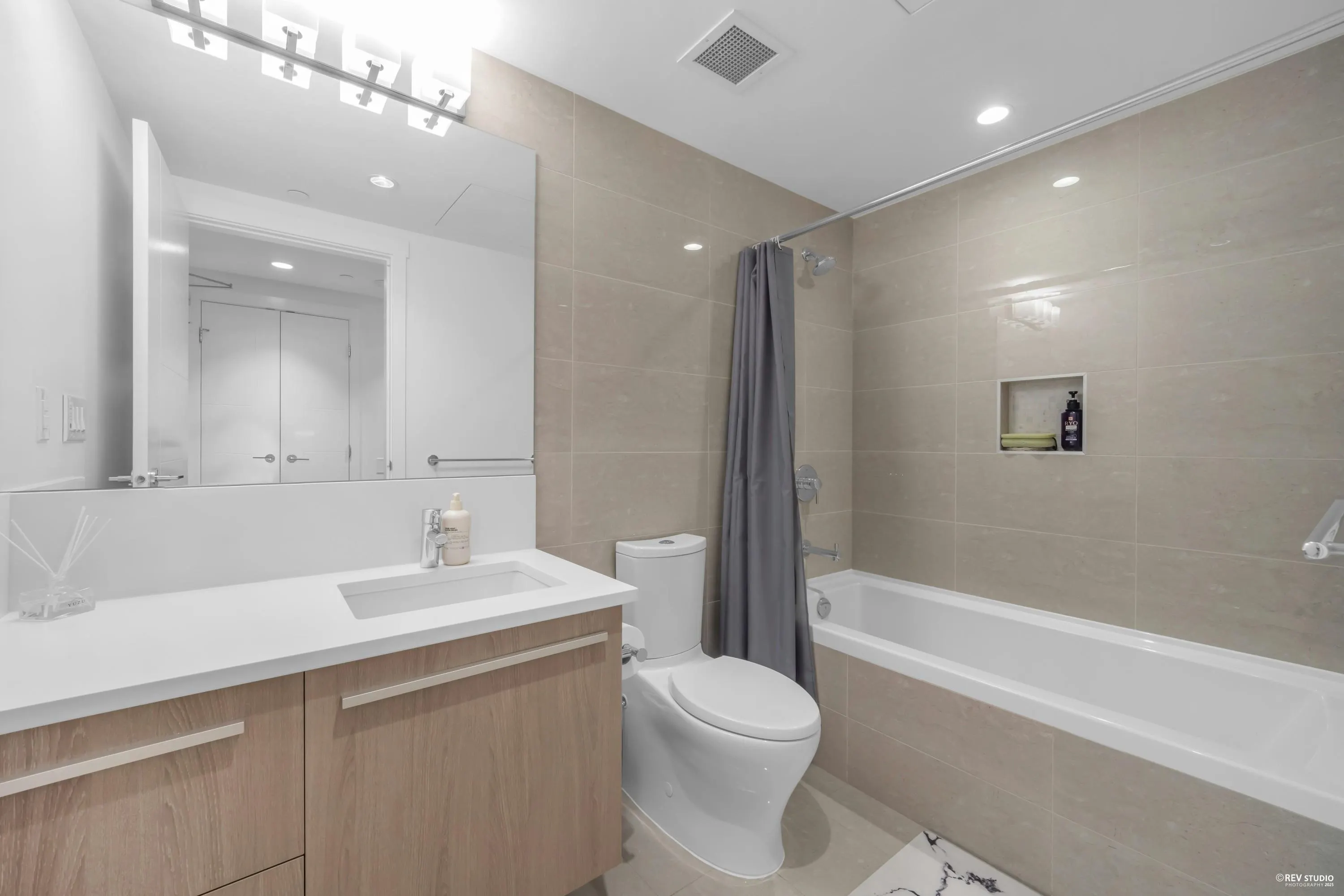 2785 Library Lane #405