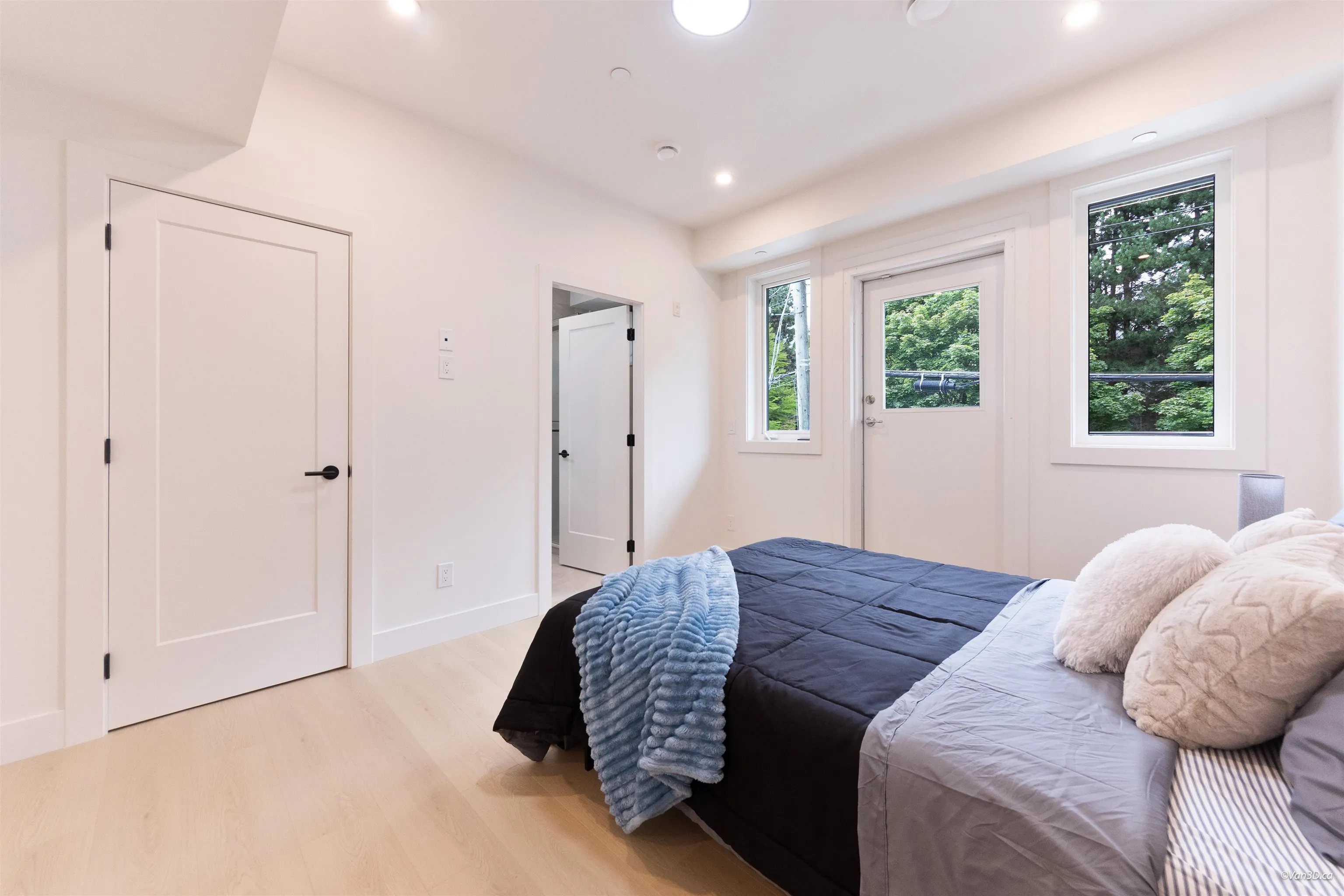 7270 17th Avenue #4