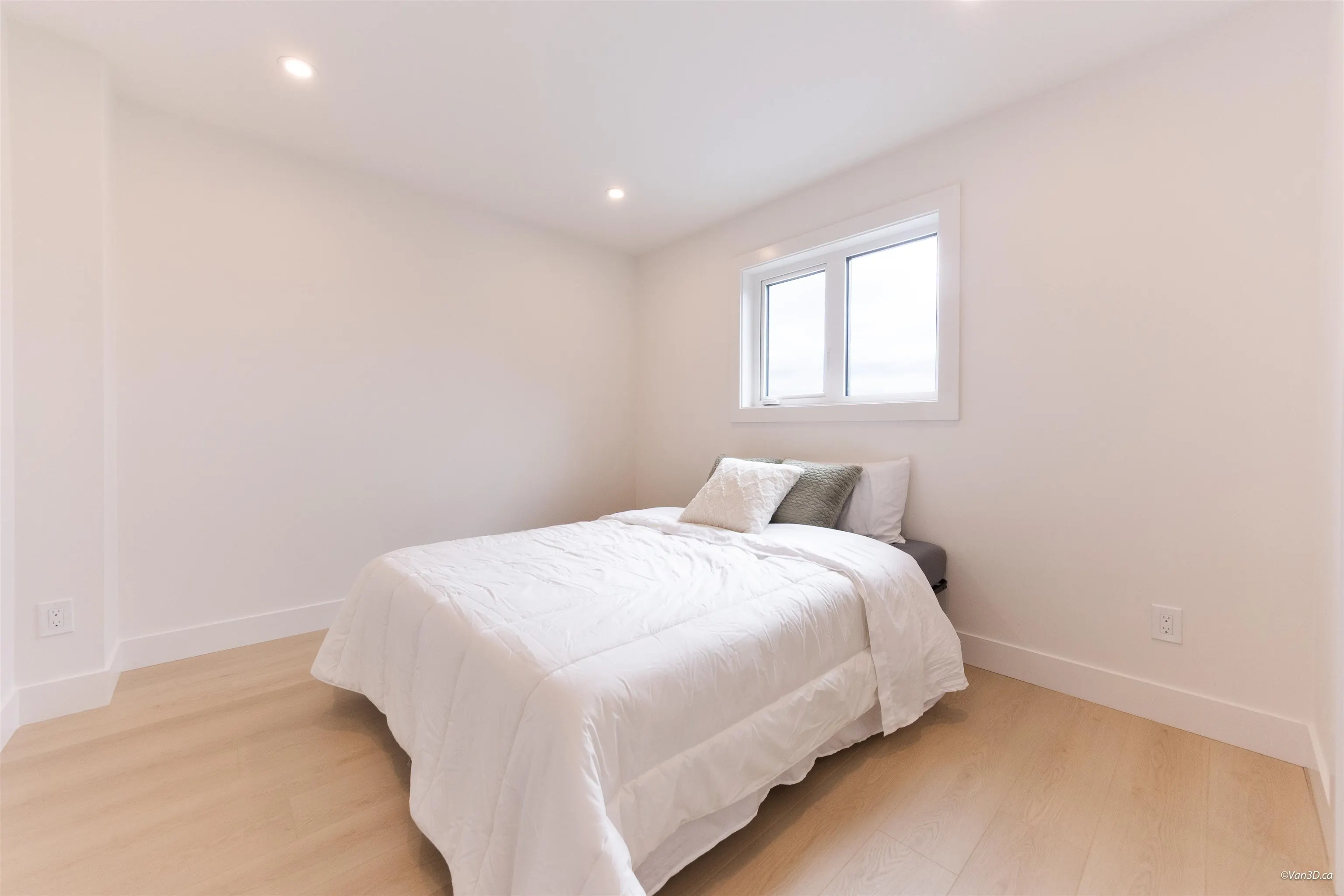 7270 17th Avenue #4