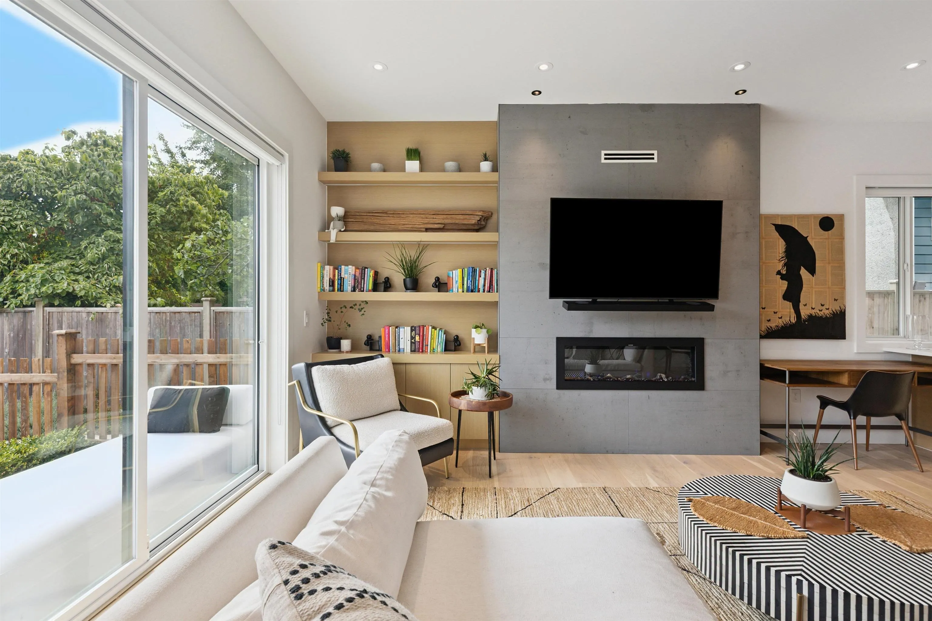 1621 E 11th Avenue #1
