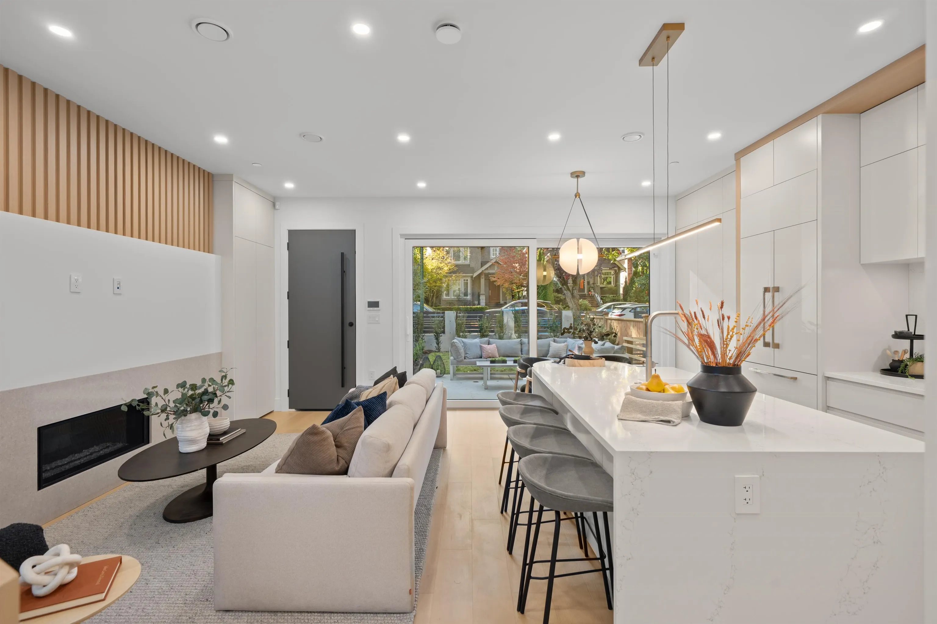 3657 W 11th Avenue #1