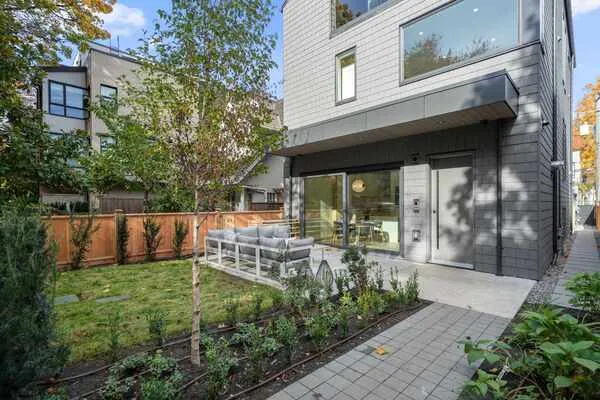 3657 W 11th Avenue #1