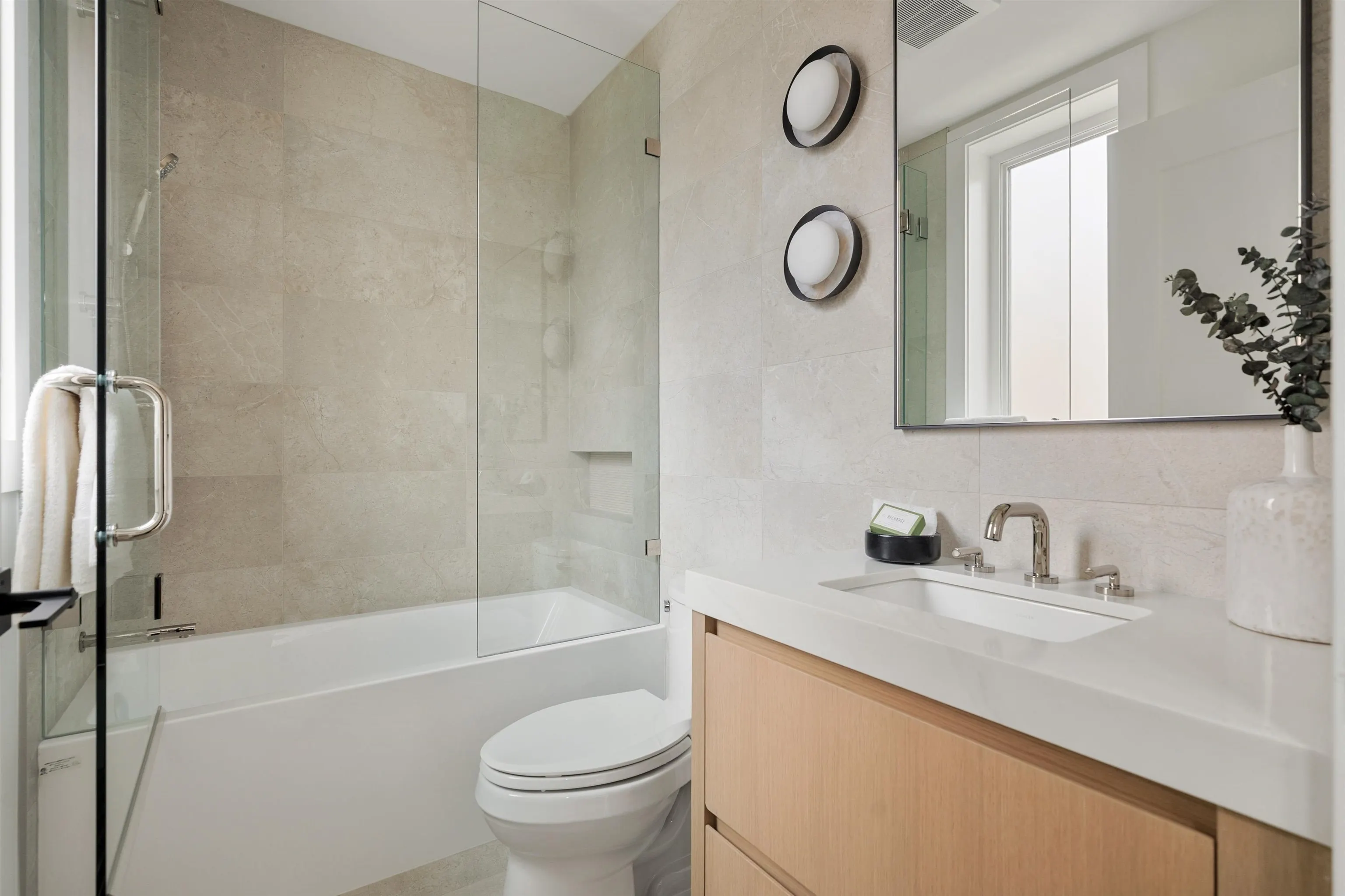 3657 W 11th Avenue #2
