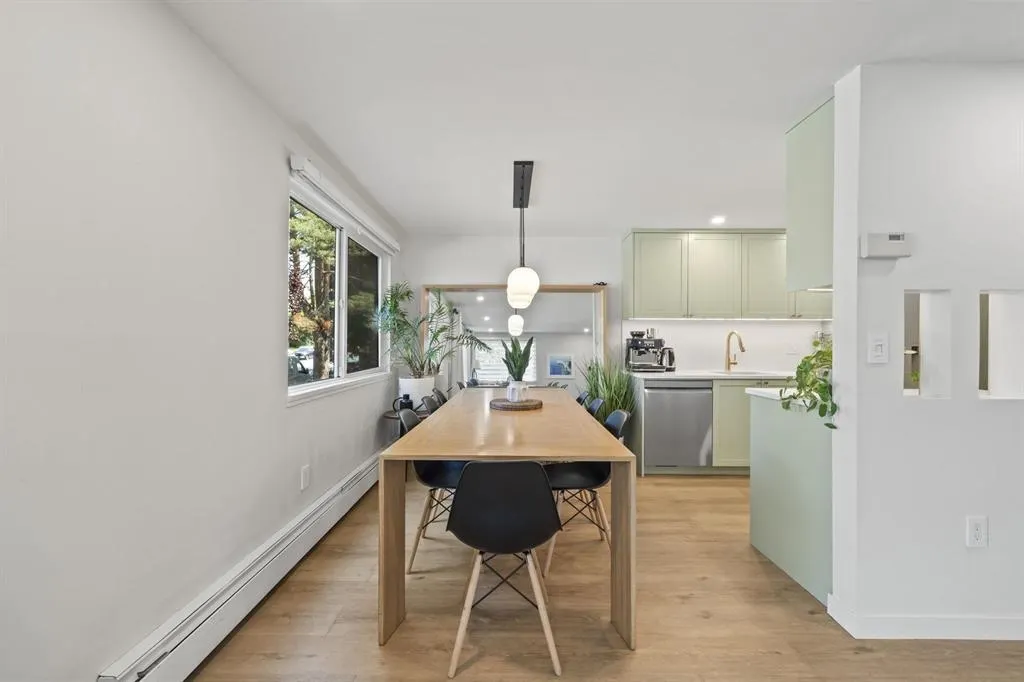 327 W 2nd Street #206
