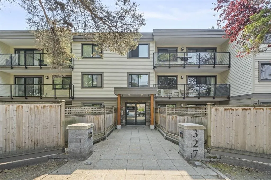 327 W 2nd Street #206