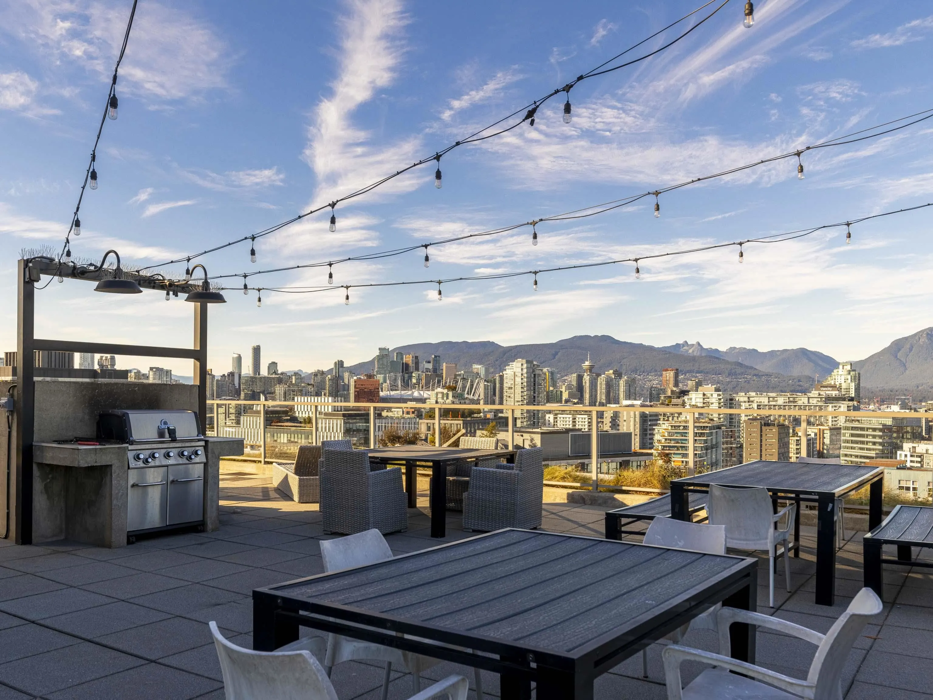 250 E 6th Avenue #352