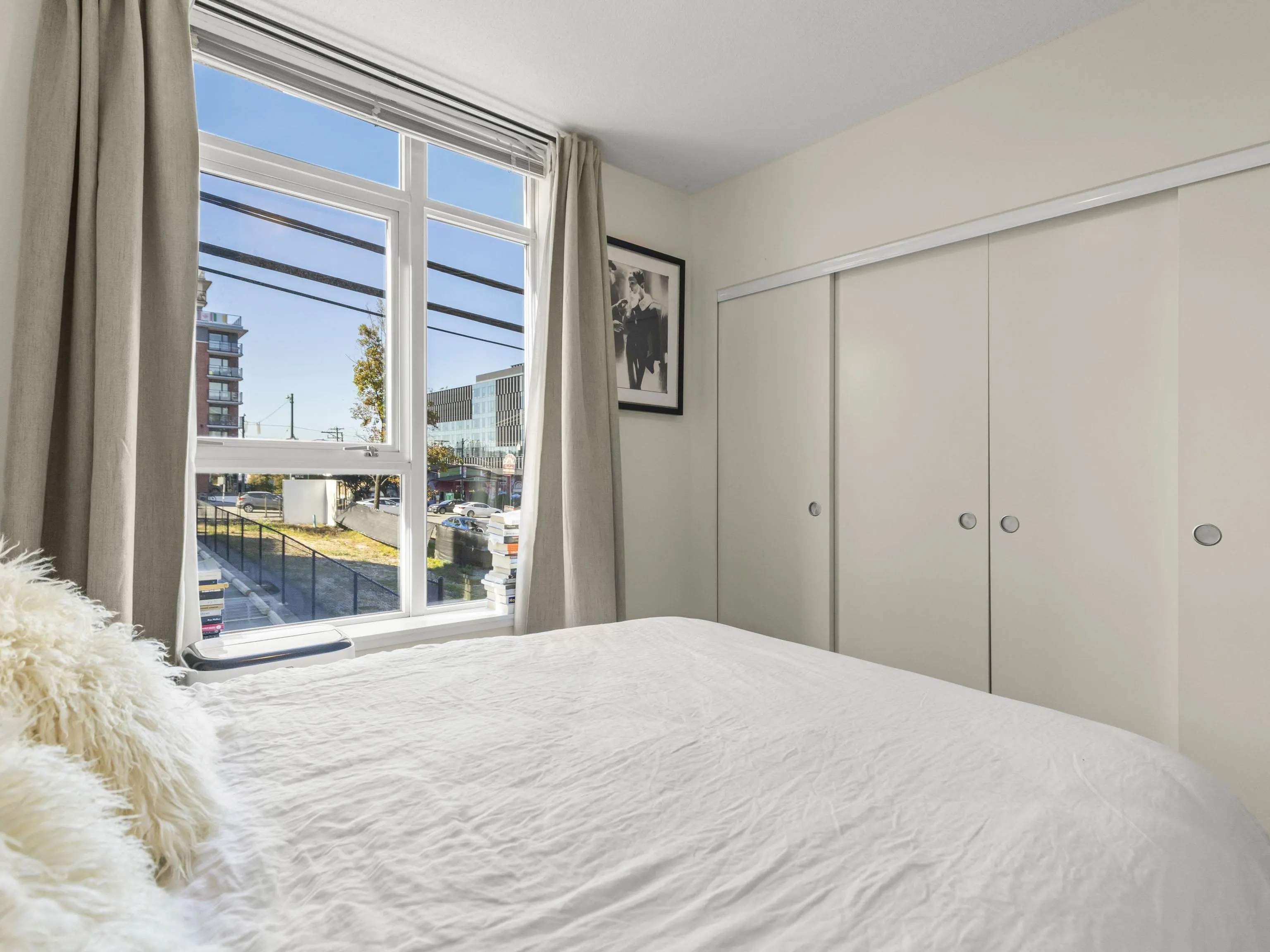 250 E 6th Avenue #352